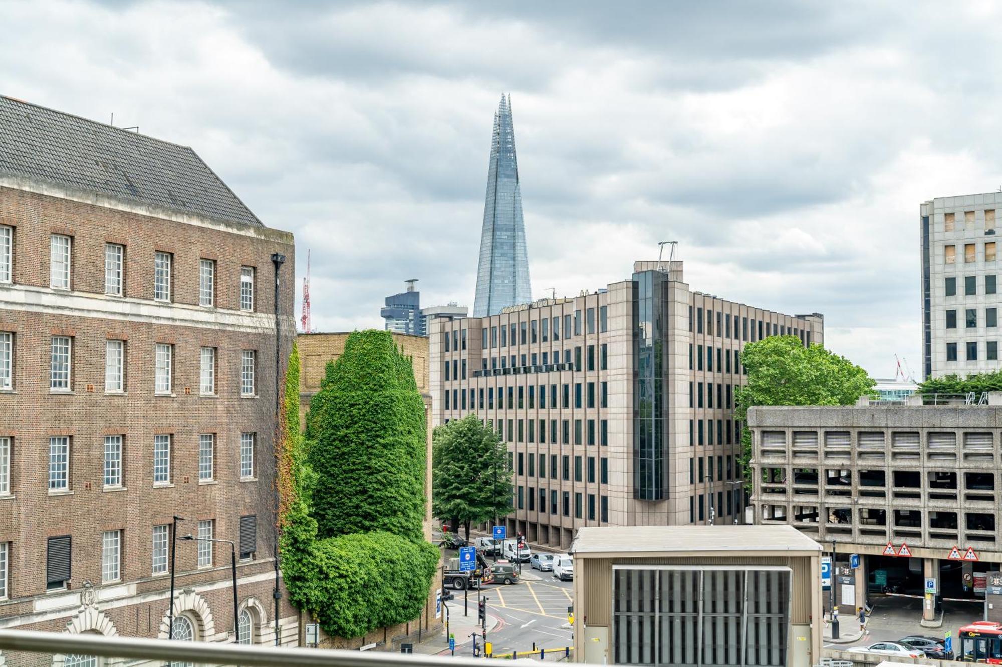 Luxury 1 Bed In Tower Hill Appartement Londen