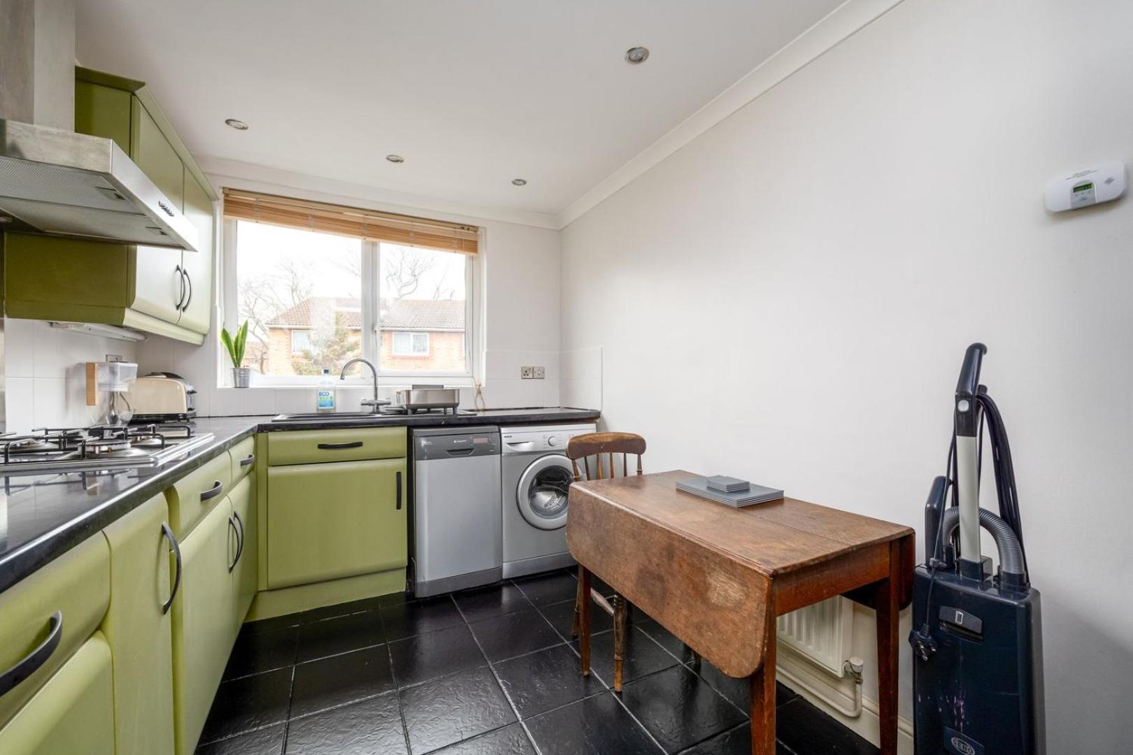 Lejlighed Guestready - Cosy Nest With Balcony In *