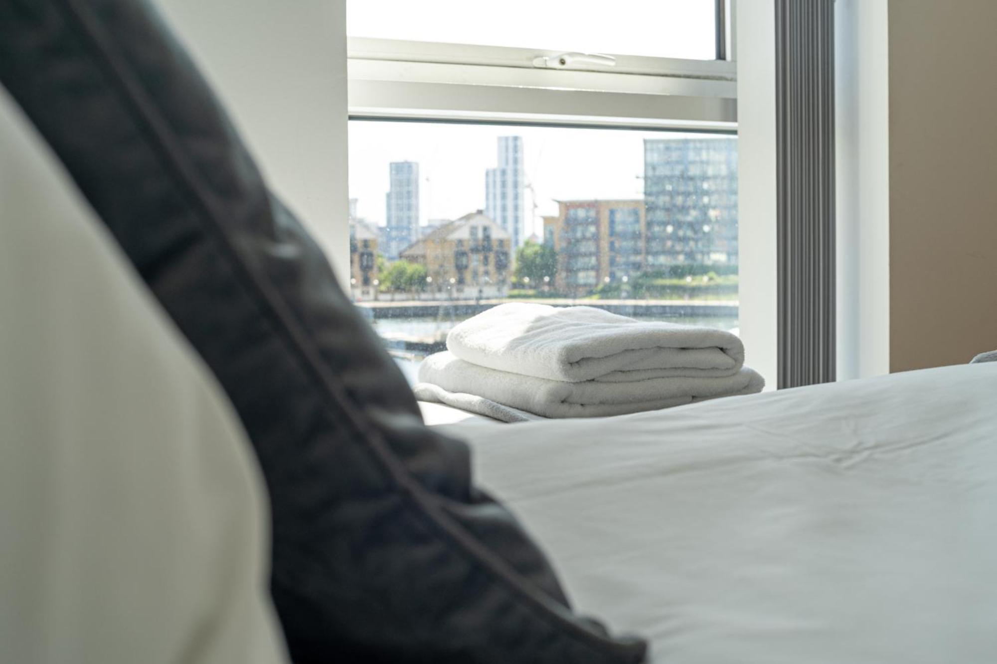 Excel Waterfront Serenity Leilighet
