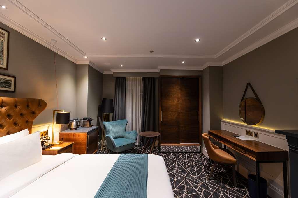 100 Queen's Gate London, Curio Collection By Hilton London