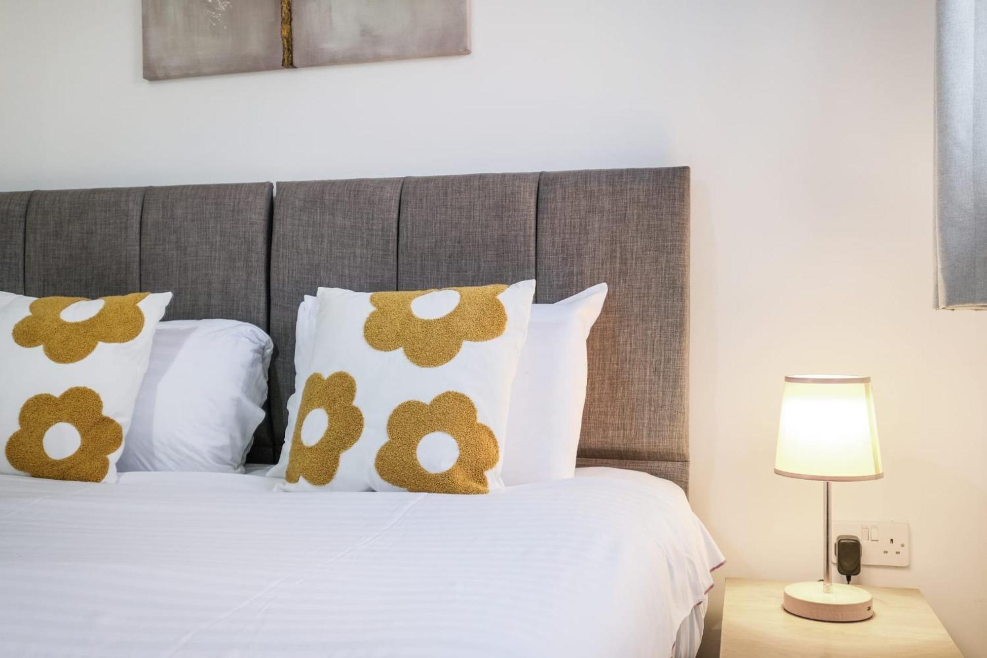 Mannys - & Cozy 4bed Diamond Lejlighed London