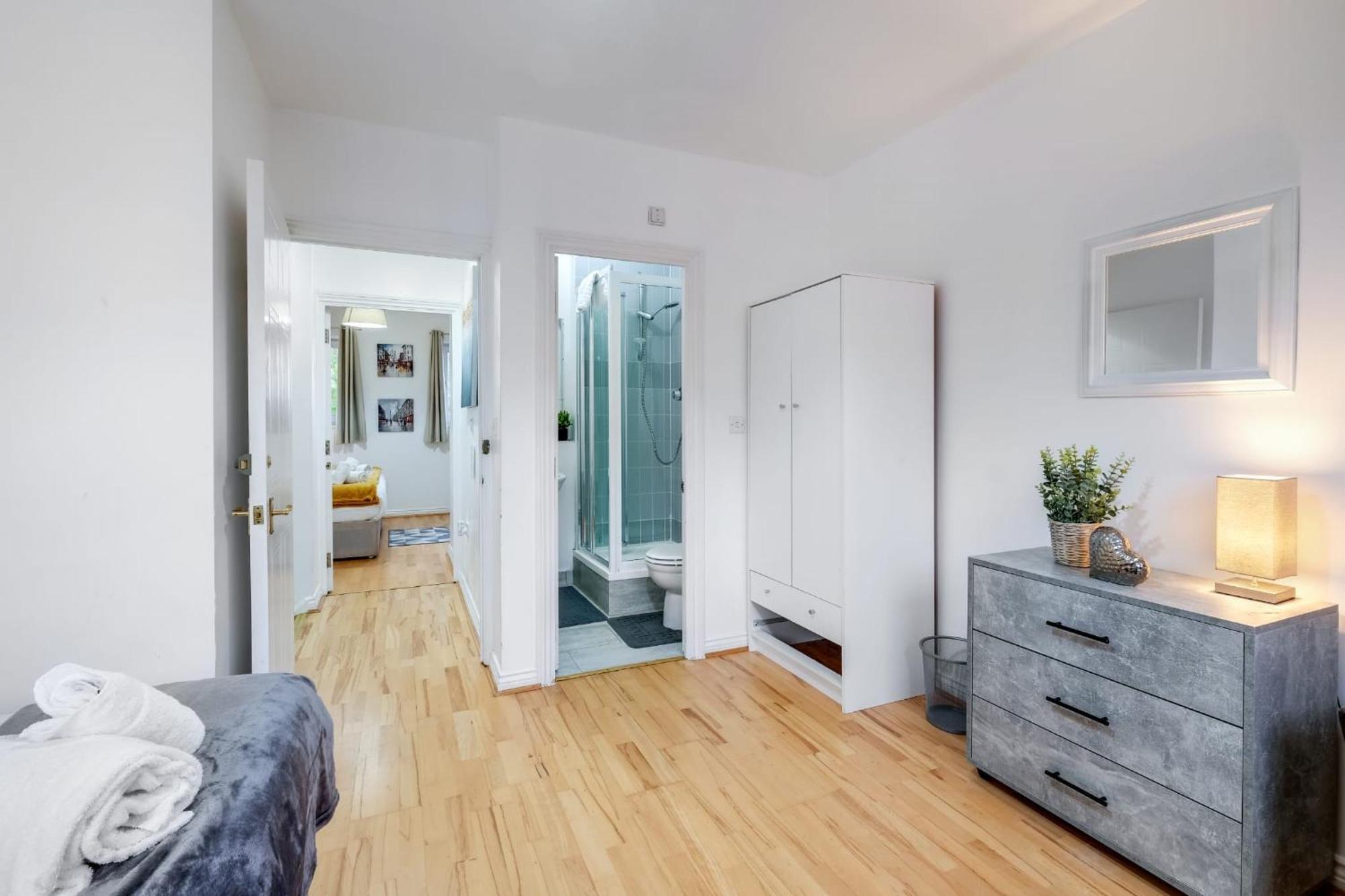 Mannys - & Cozy 4bed Diamond Lejlighed *