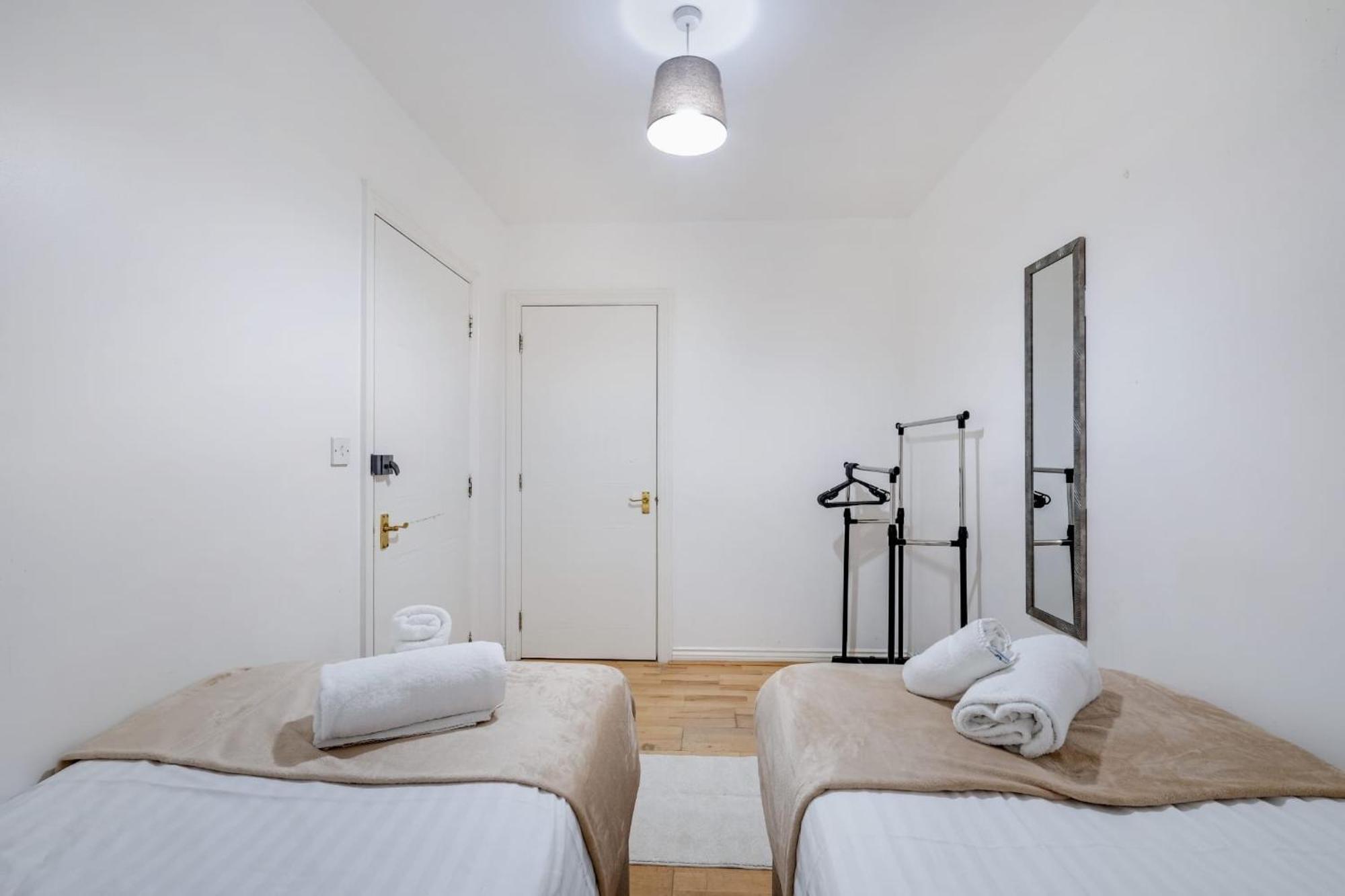 Lejlighed Mannys - & Cozy 4bed Diamond London