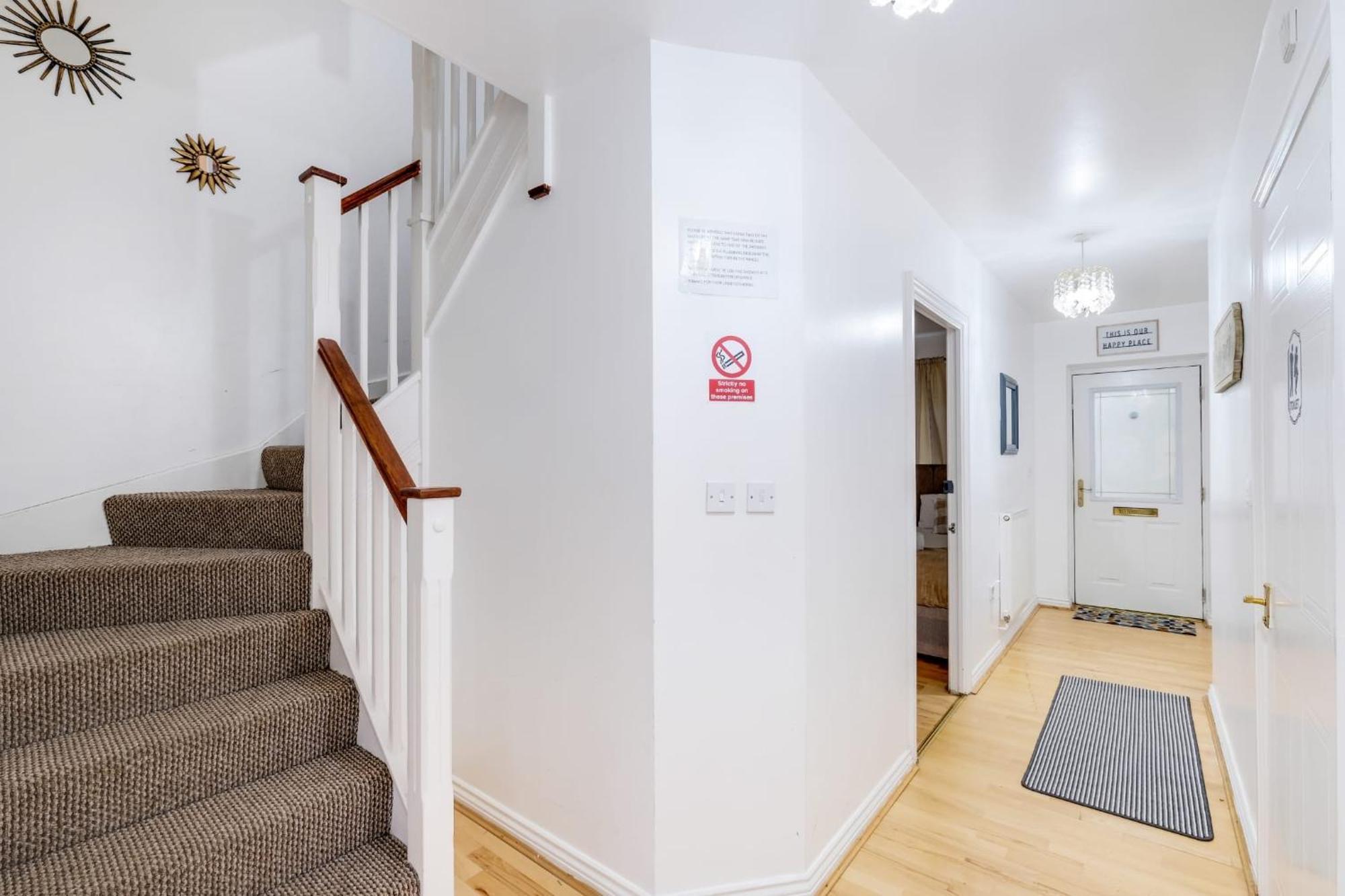 Lejlighed Mannys - & Cozy 4bed Diamond London