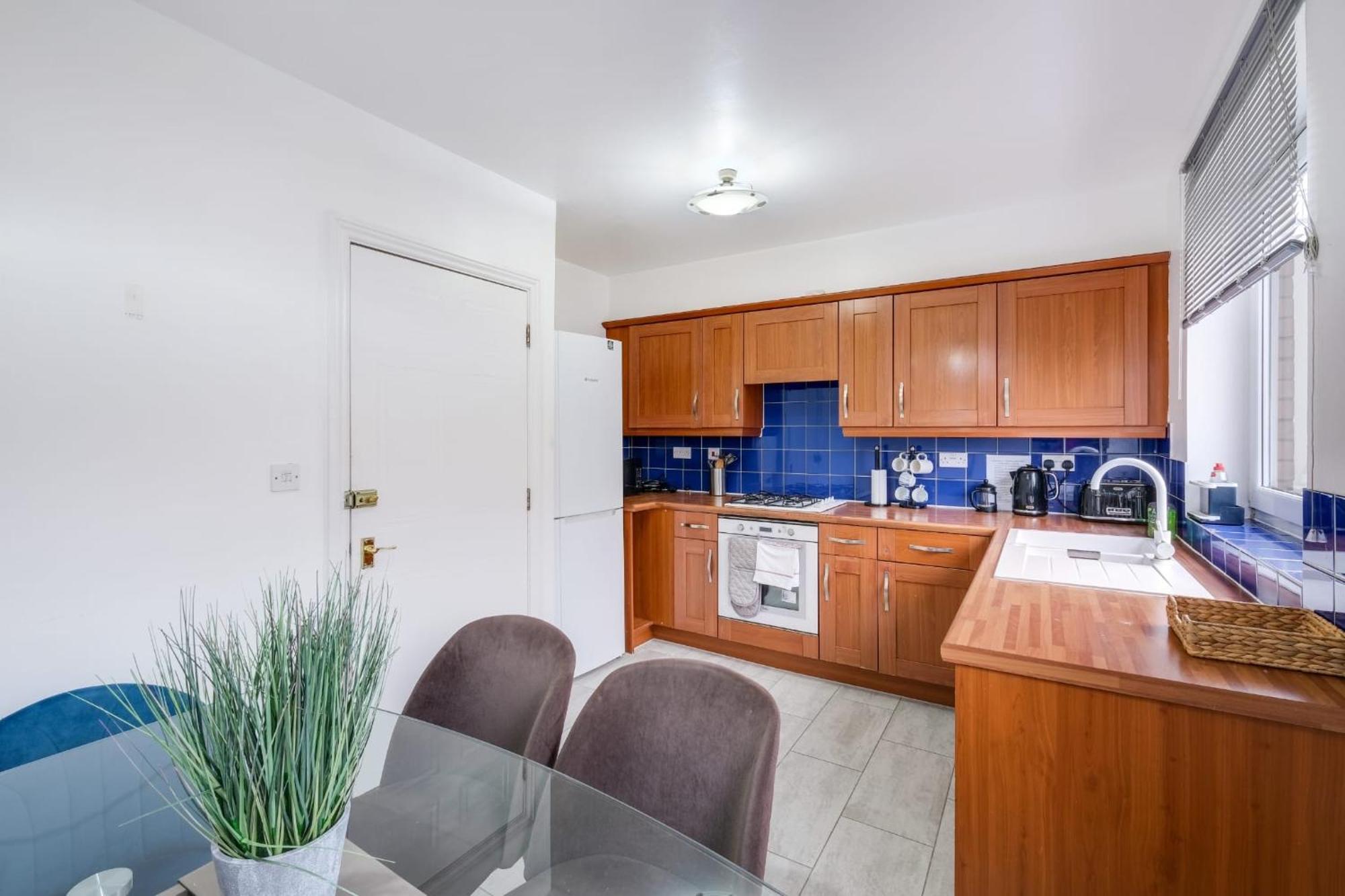 Lejlighed Mannys - & Cozy 4bed Diamond London