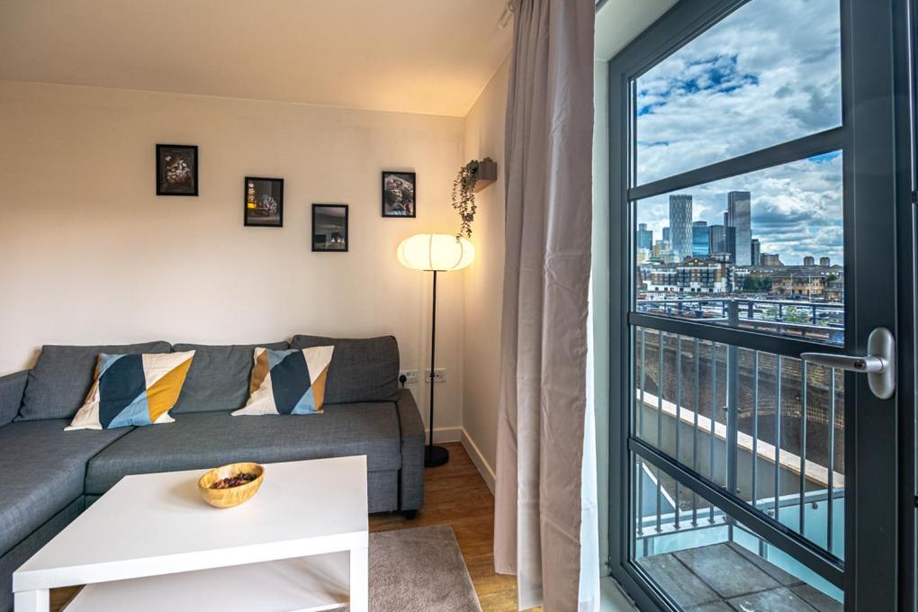 Zenith Hub London