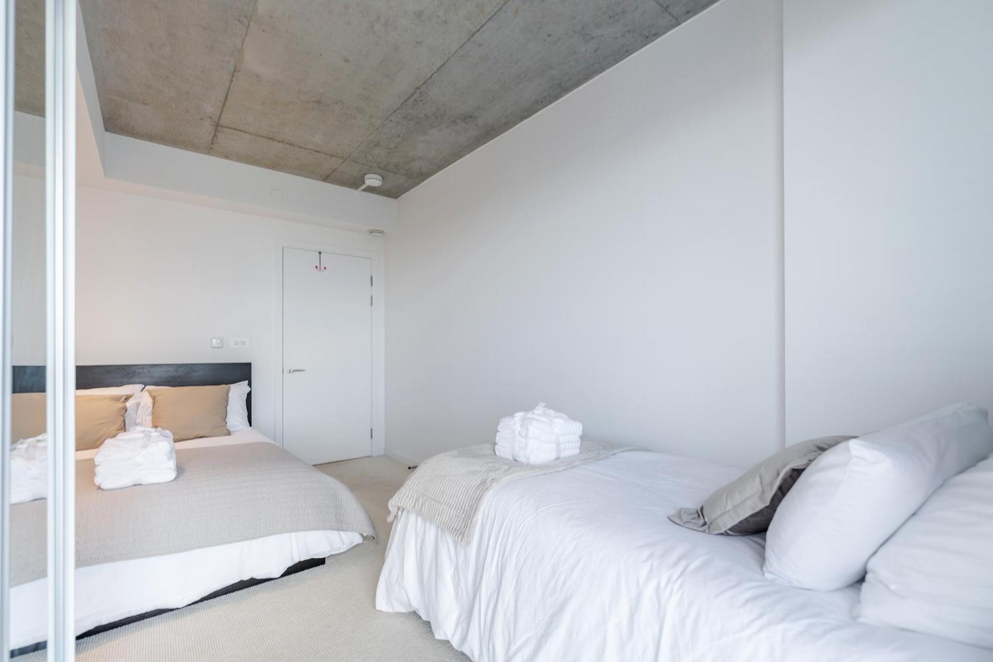 Excel Waterfront Serenity Leilighet