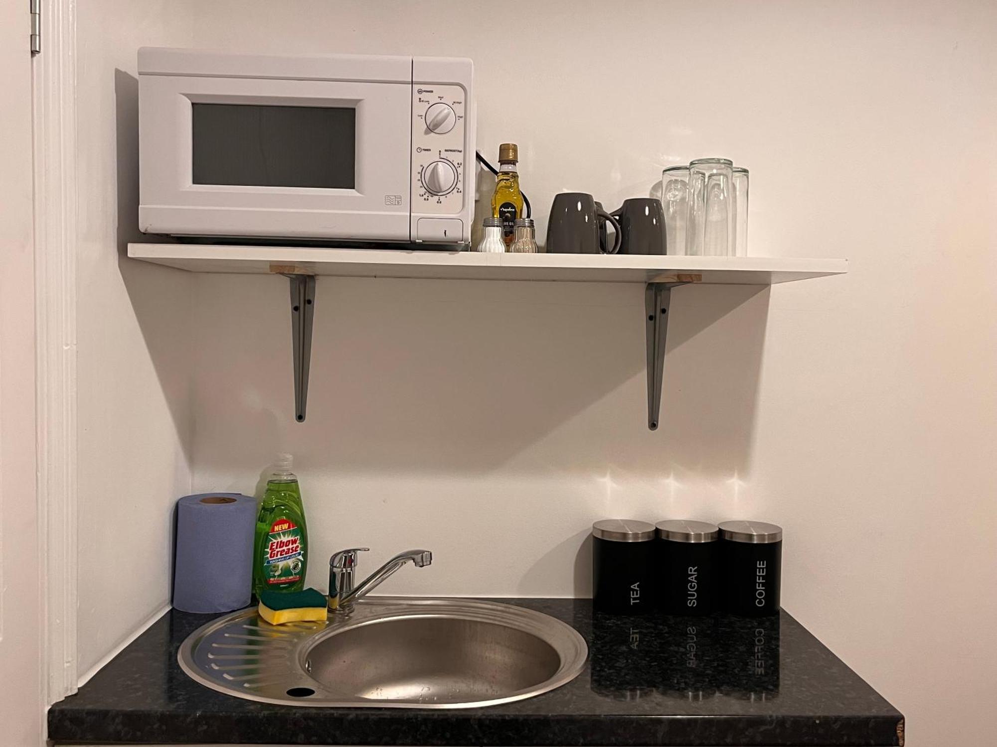 Mile End Apartment London