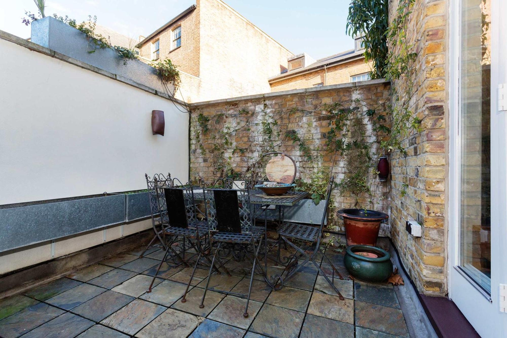Veeve - Stables Mews * London