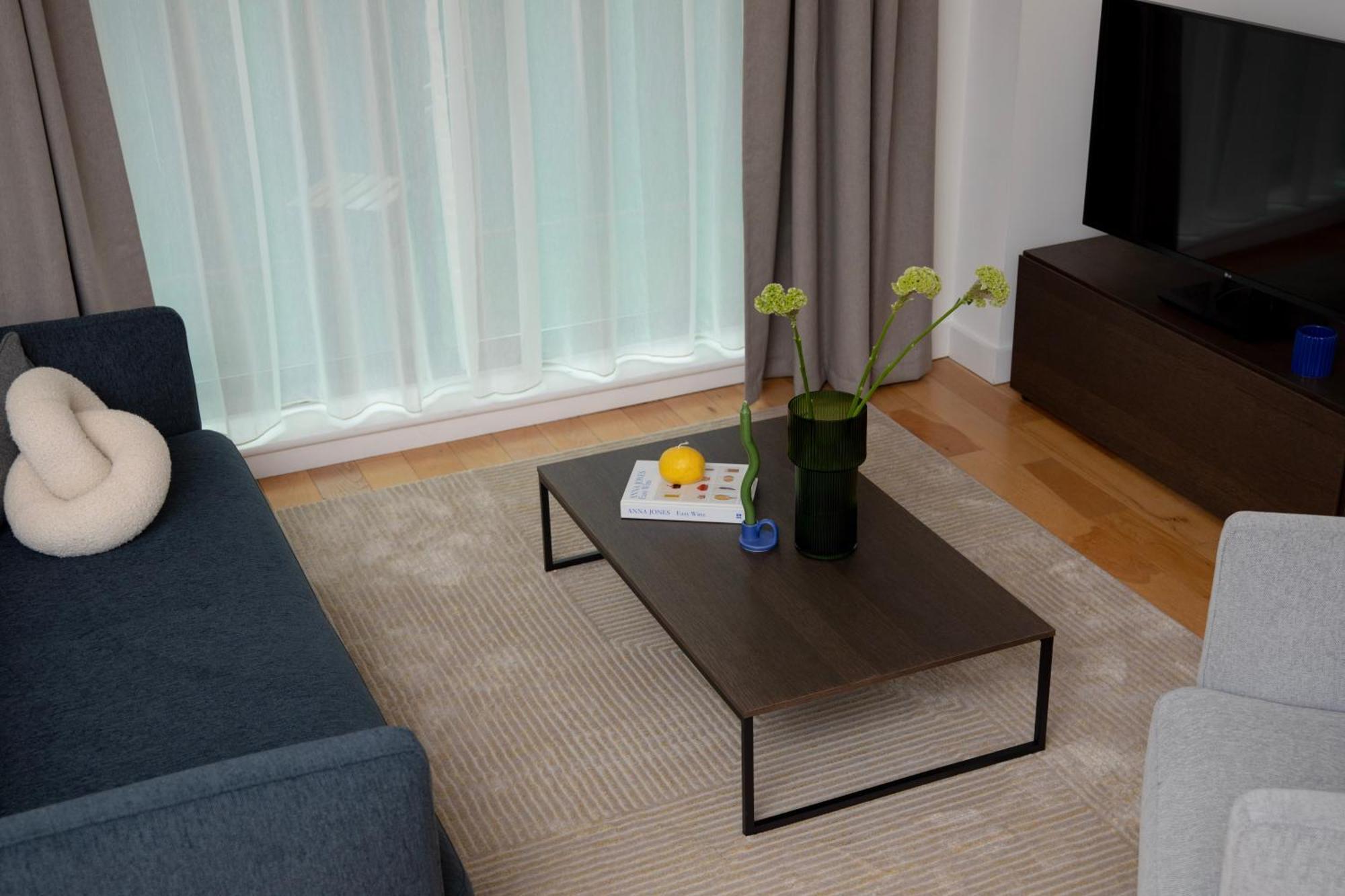 Bob W Tower Hill Residences Apartment London