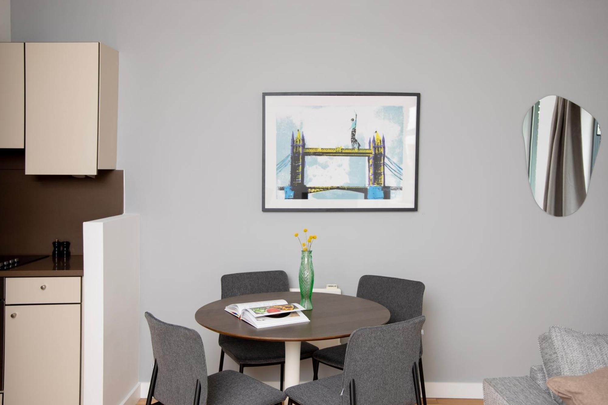 Bob W Tower Hill Residences Apartment