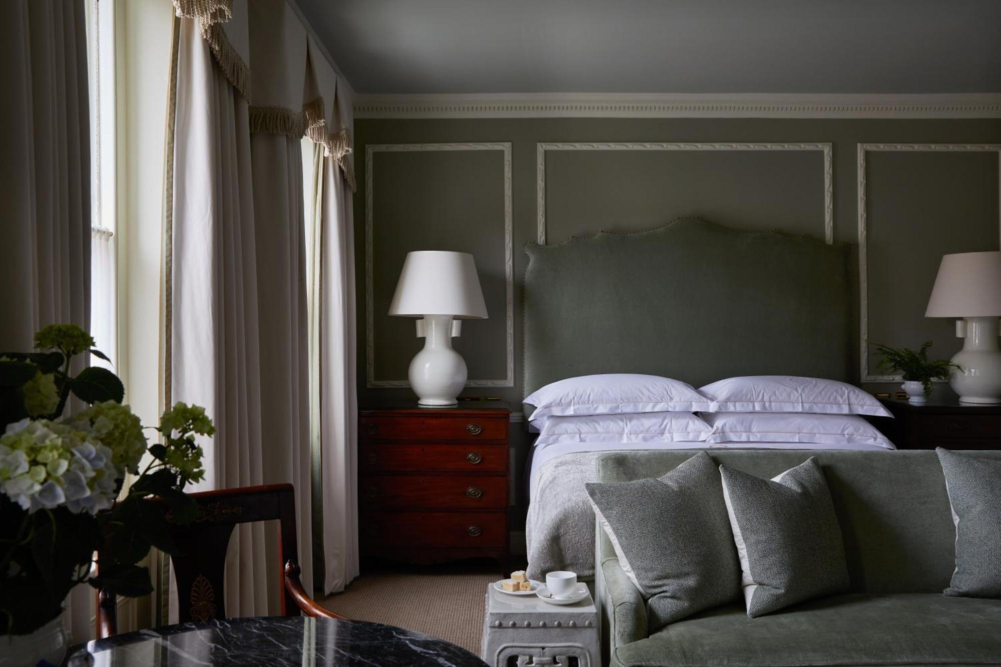 Egerton House Hotel London