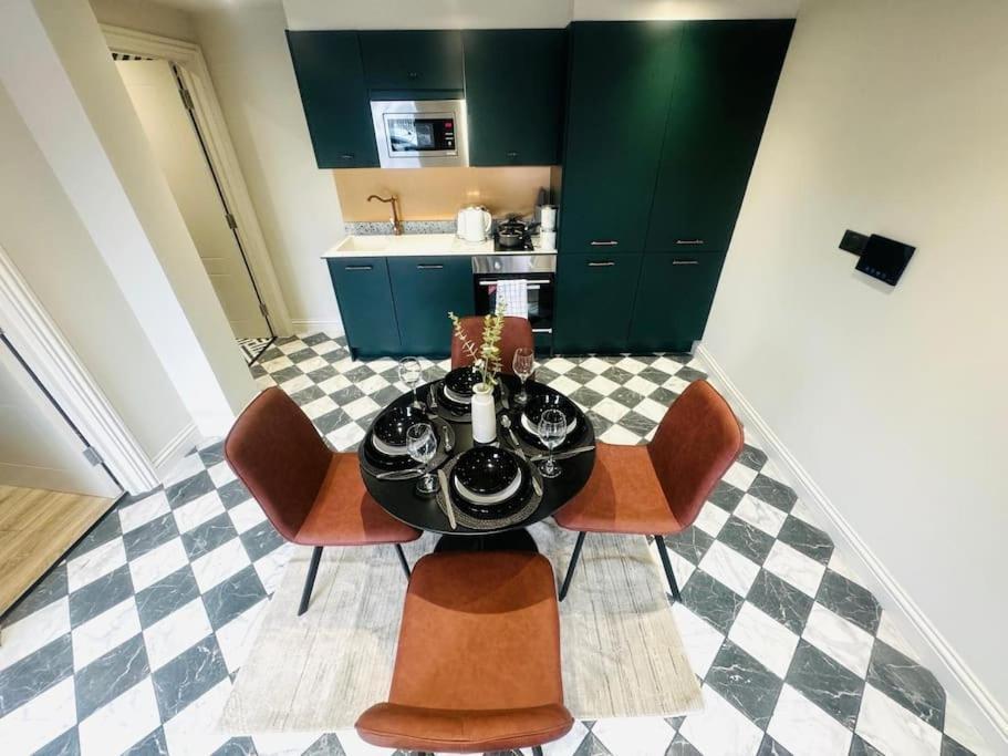 99 Apartment, Trendy Location D