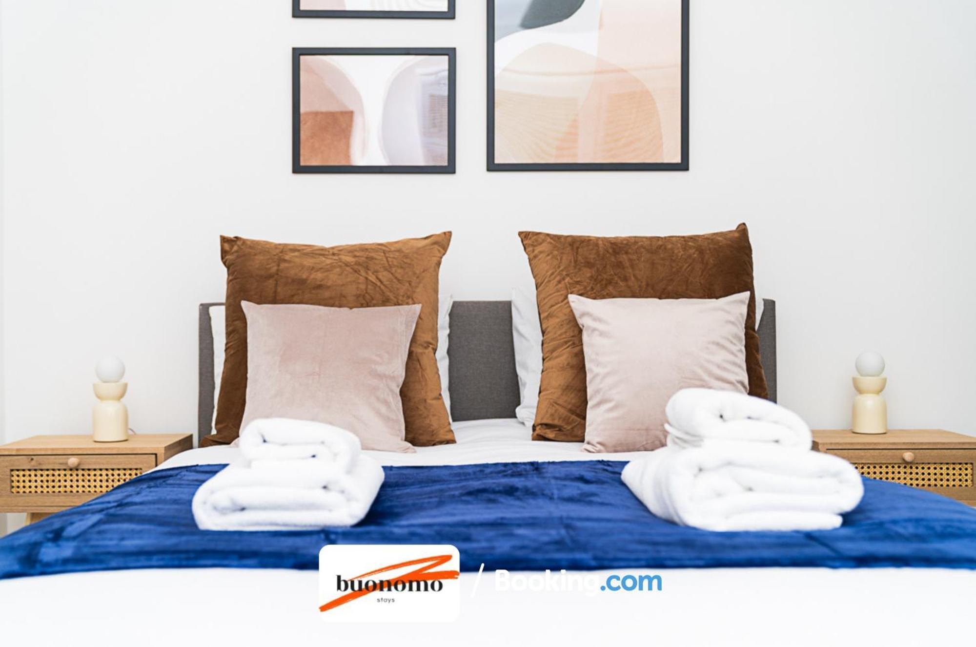 Apartment Three Bedroom At Buonomo Short Lets & Serviced With Netflix & Games London