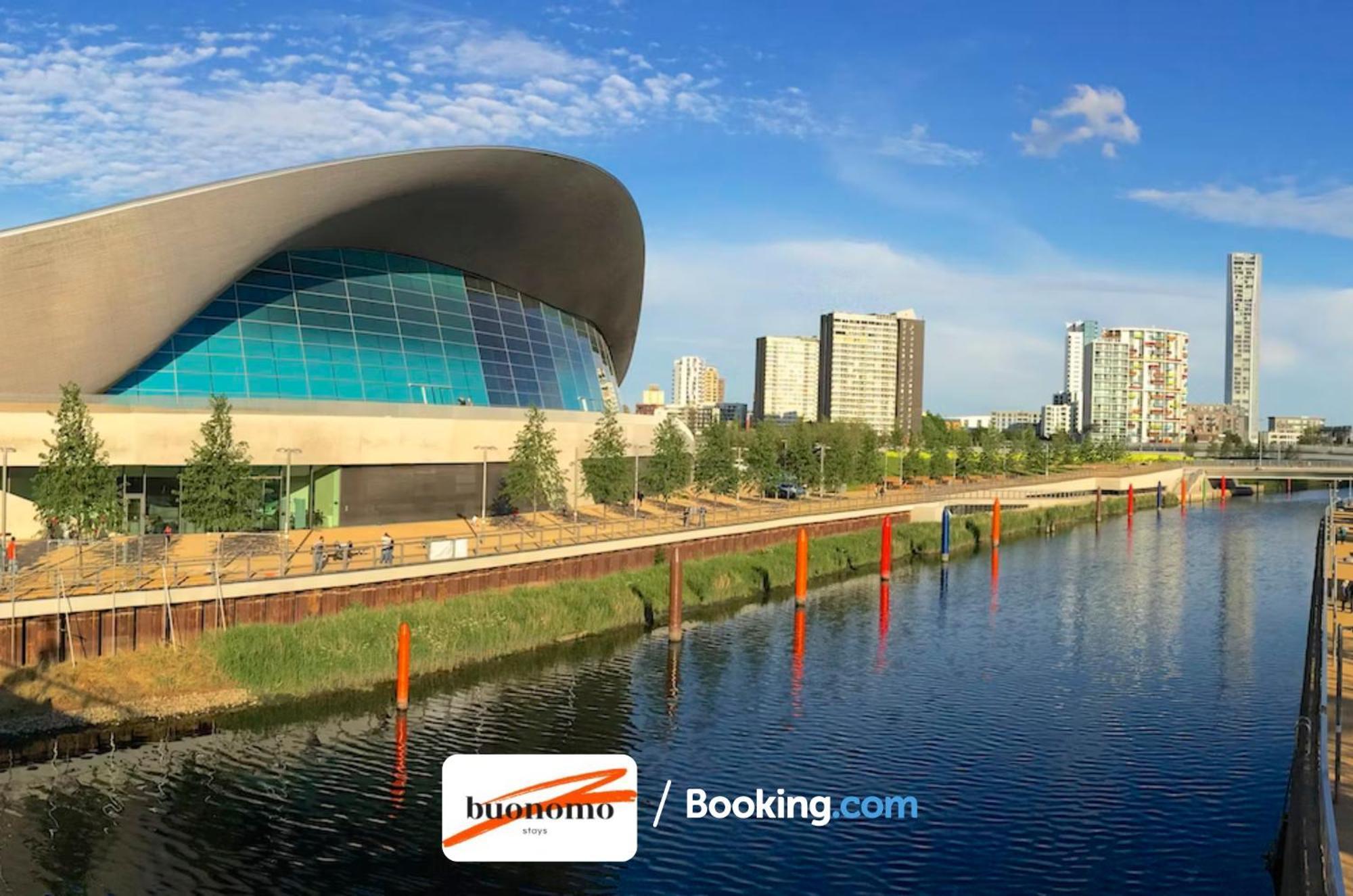 Three Bedroom At Buonomo Short Lets & Serviced With Netflix & Games Apartment