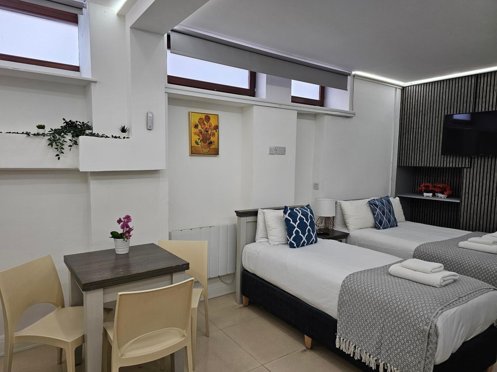 London Stay Apartments Aparthotel