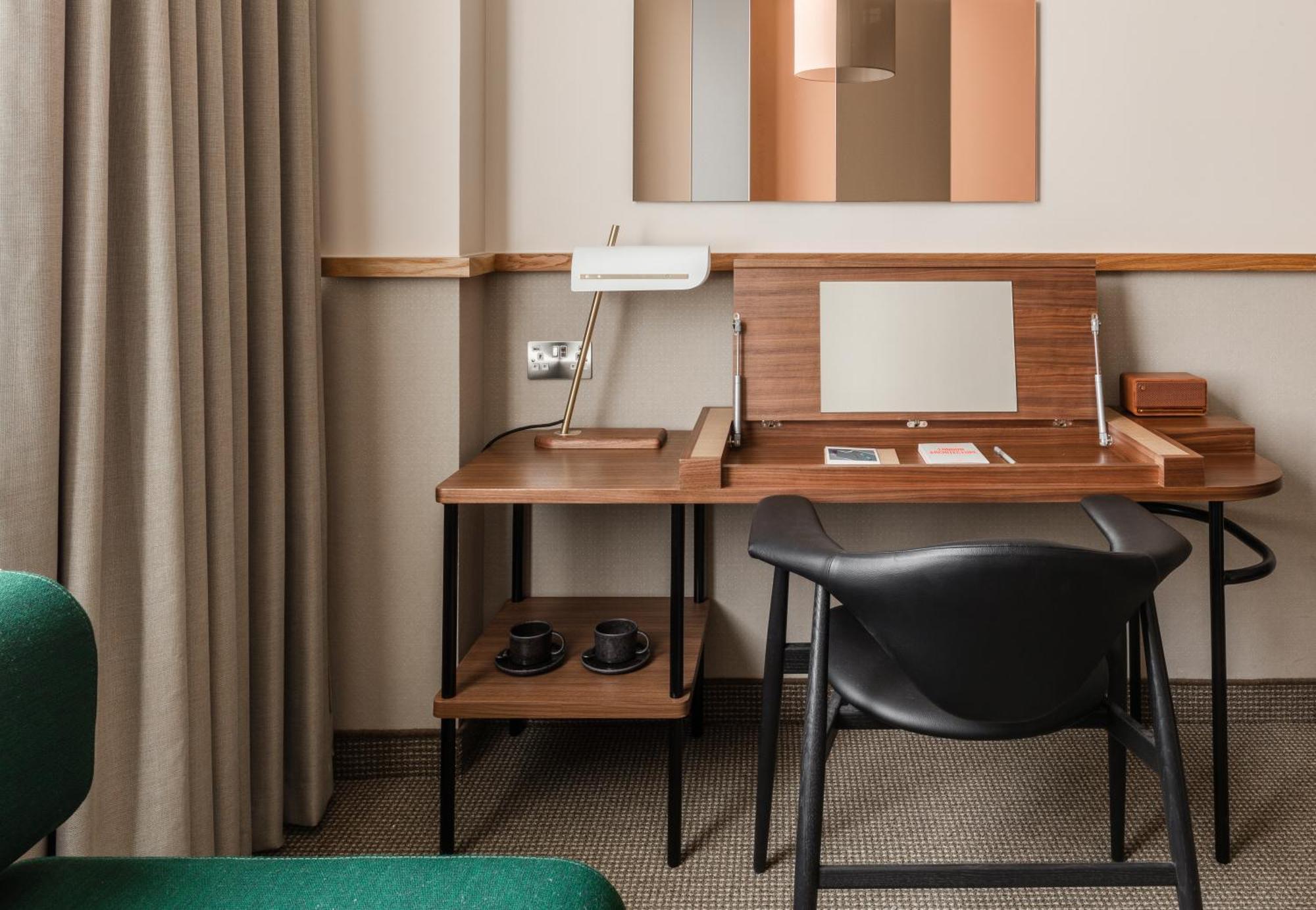 Club Quarters City, Hotell 4*