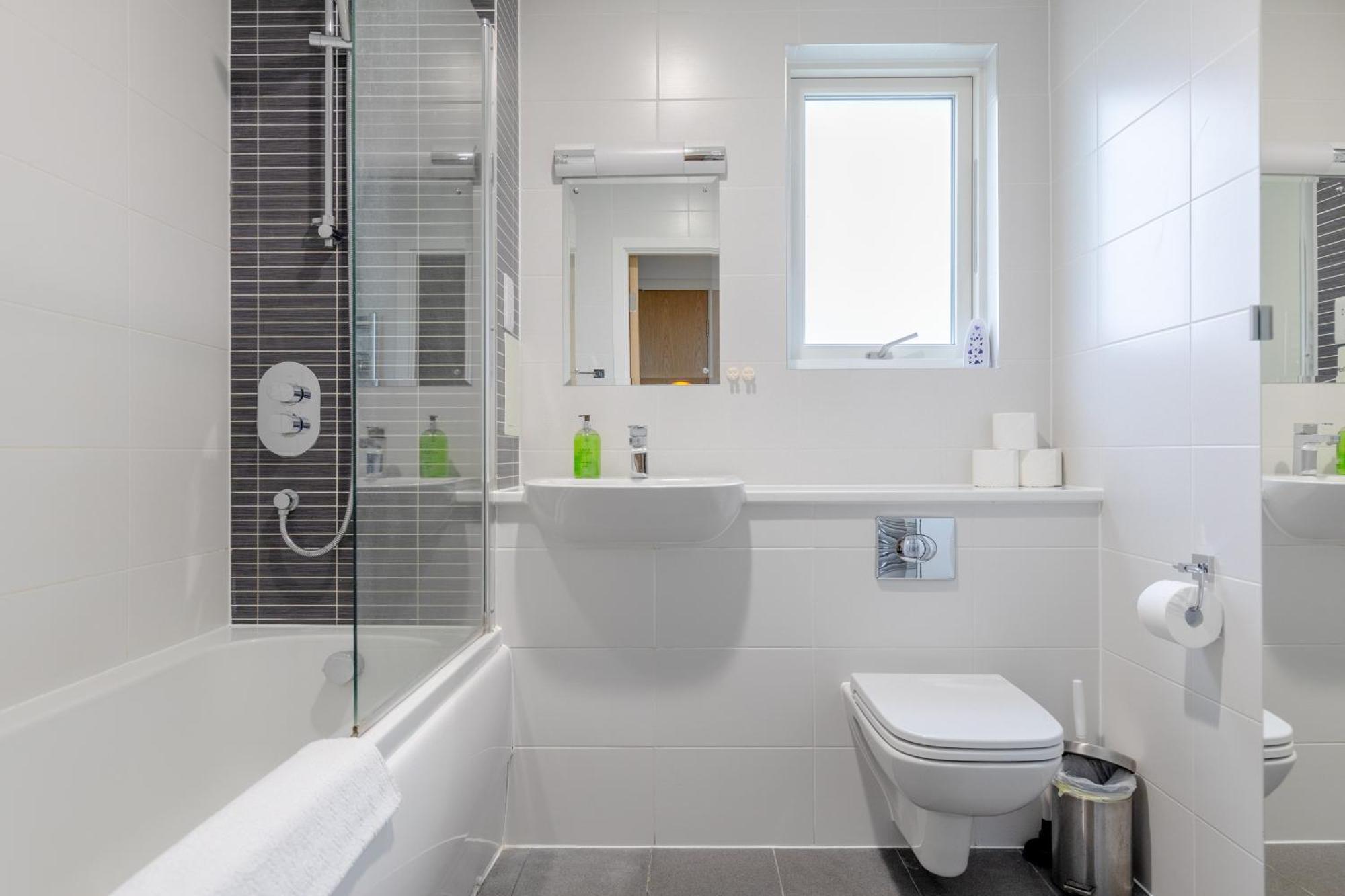 Lejlighed & Modern 1bd Flat With Balcony Hackney! *