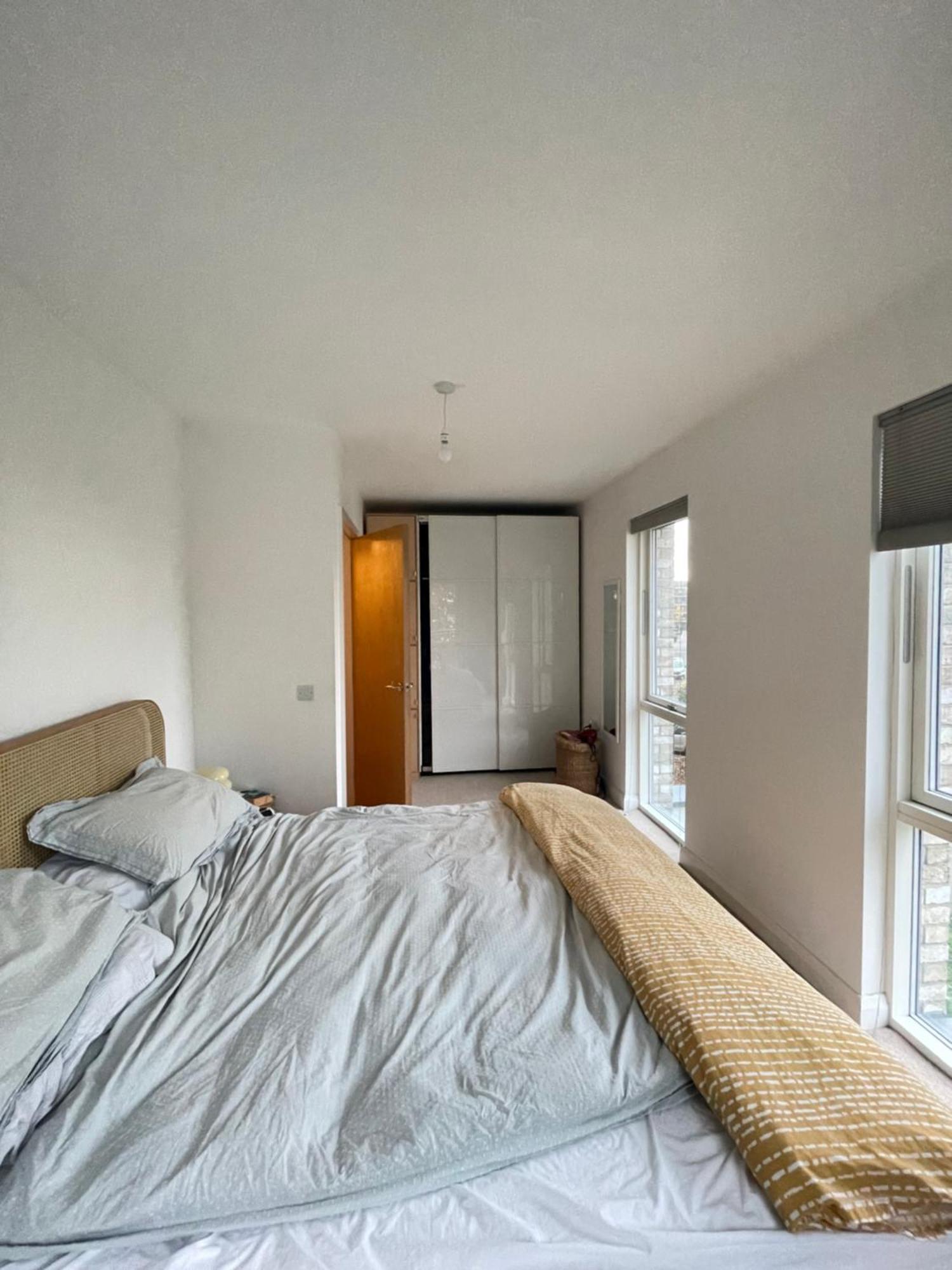 & Modern 1bd Flat With Balcony Hackney! Lejlighed London
