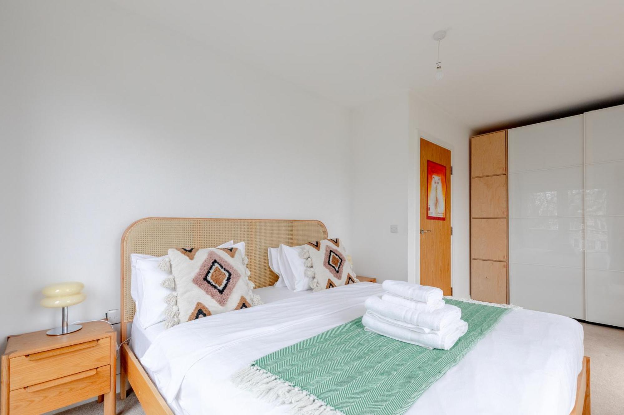 Lejlighed & Modern 1bd Flat With Balcony Hackney!