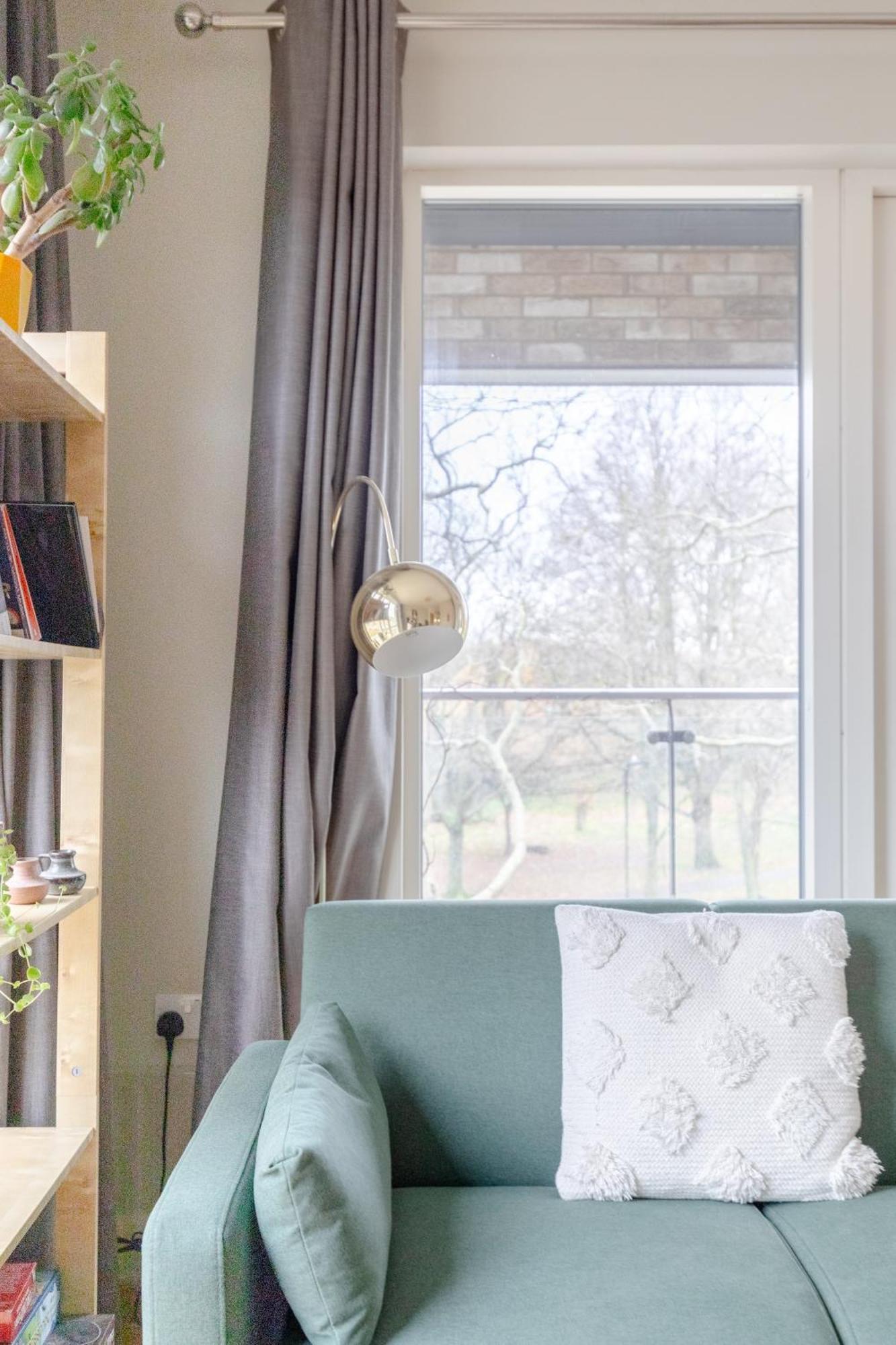 & Modern 1bd Flat With Balcony Hackney! Lejlighed *