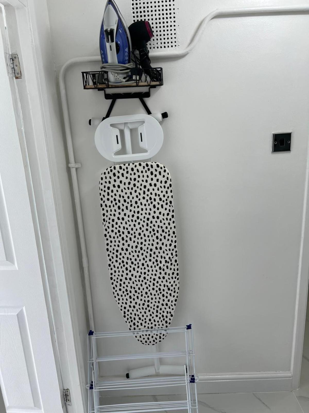 Warner Stratford - 20mins To Central Appartement