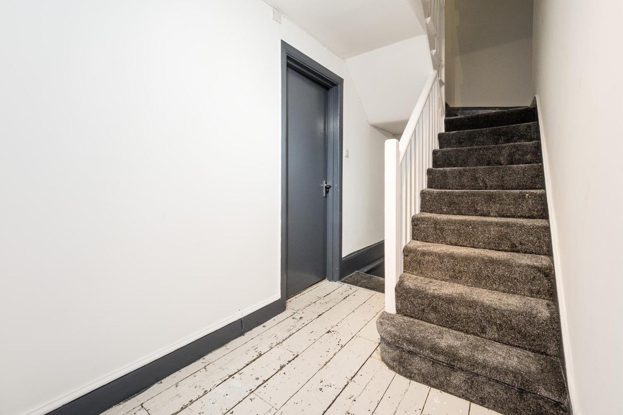 Semesterbostad Spacious 6 Ensuite Bedroom House In London