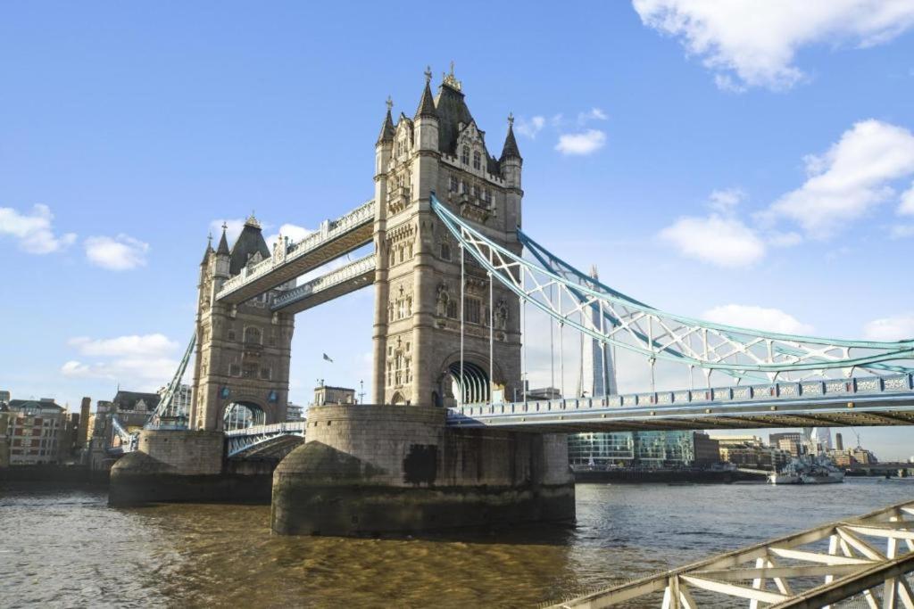 Appartement Modern 2-bedroom, 2-bath In Tower Bridge & Bridge - Unbeatable Location & Transport Links *