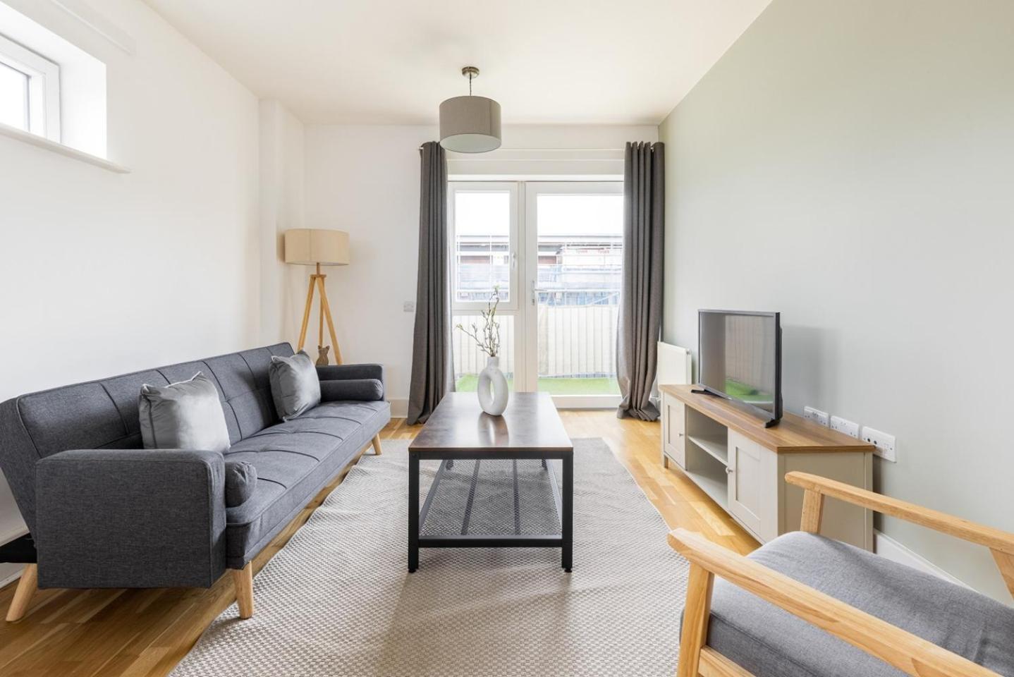 Modern 2 Bed Lewisham Catford - Perfect For Long *