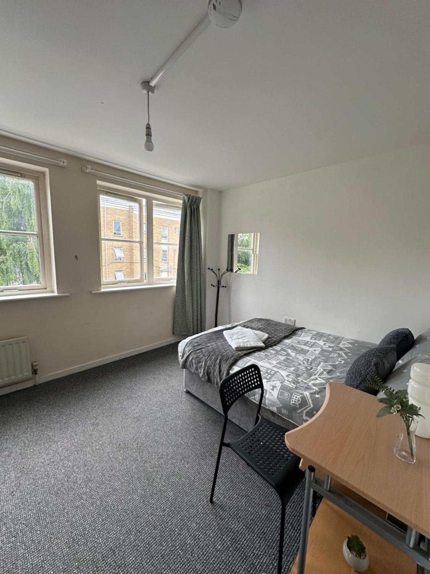 Accommodatie bij particulieren Luxury In Central London!6 Bedroom With 2 Bath & Separate Wc! Londen