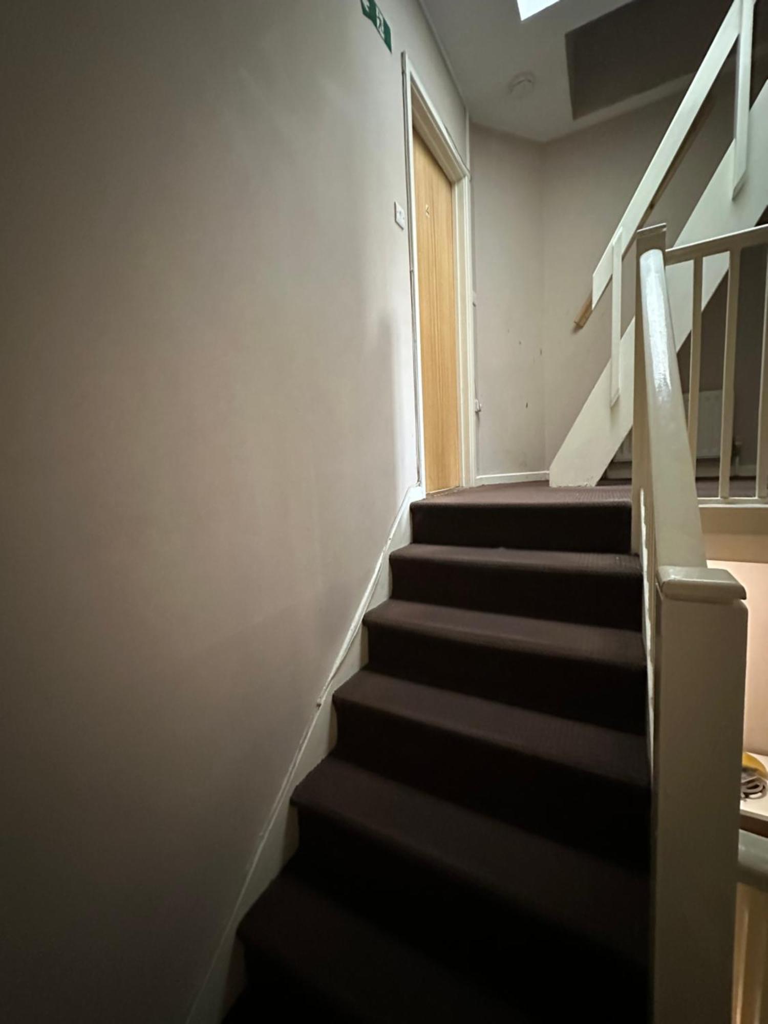 Luxury In Central London!6 Bedroom With 2 Bath & Separate Wc! Accommodatie bij particulieren *