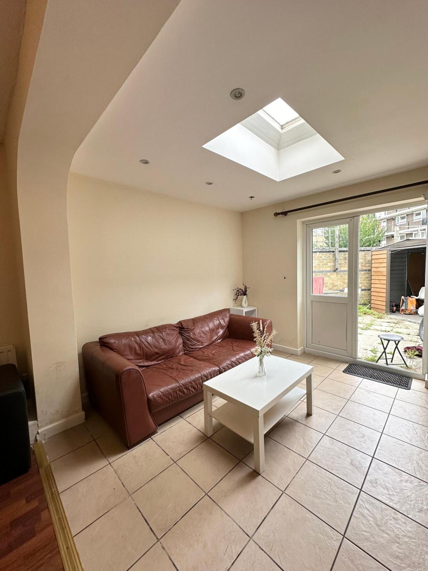 Luxury In Central London!6 Bedroom With 2 Bath & Separate Wc! Accommodatie bij particulieren