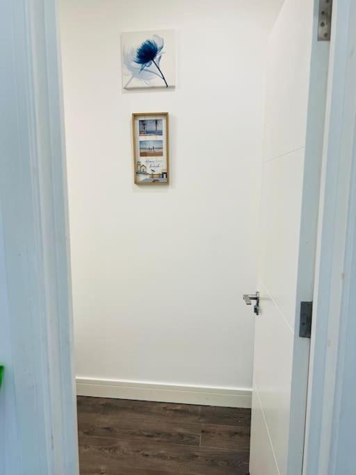 Apartment Stunning Two Bed Flat In *