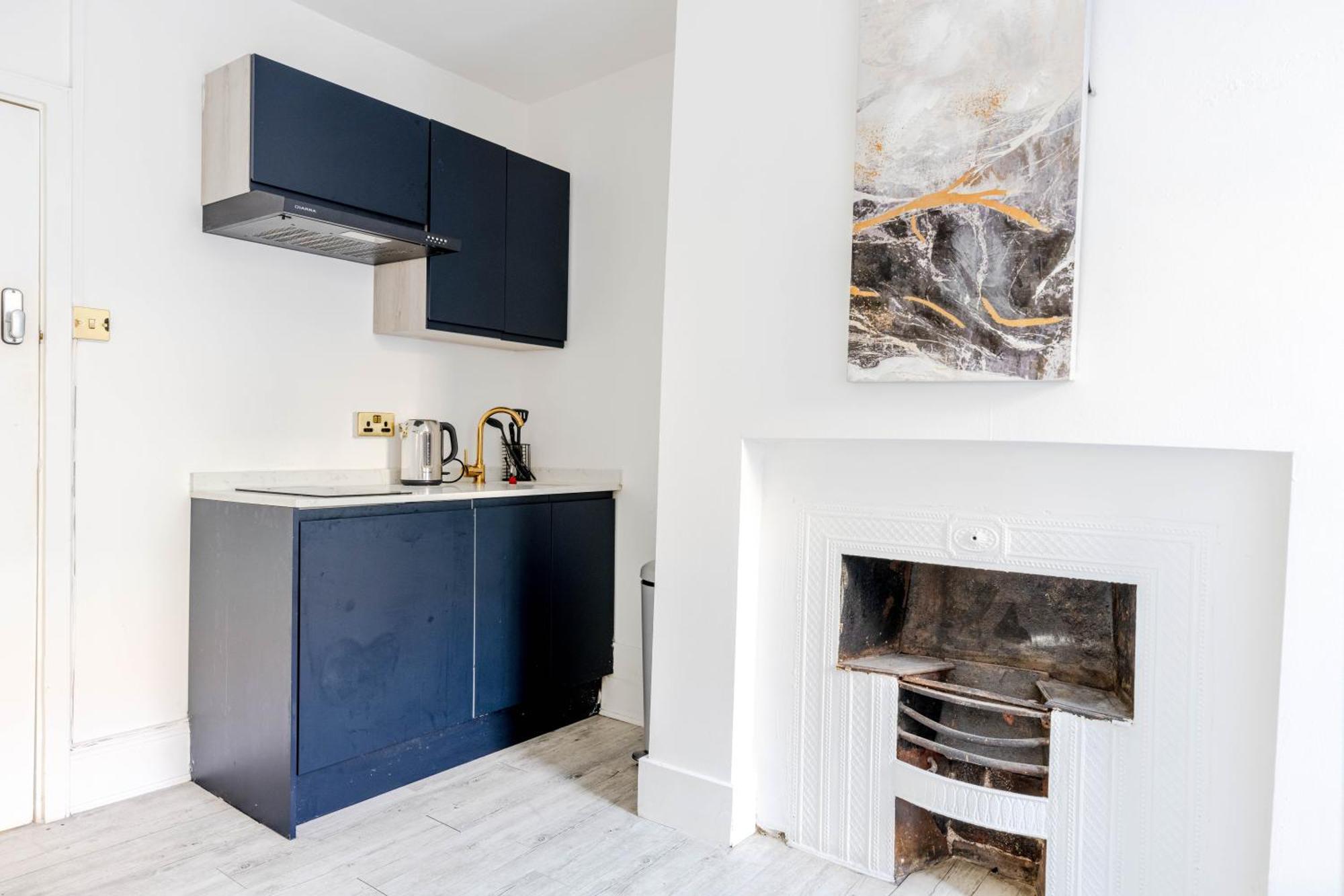Hanbury Apartment *