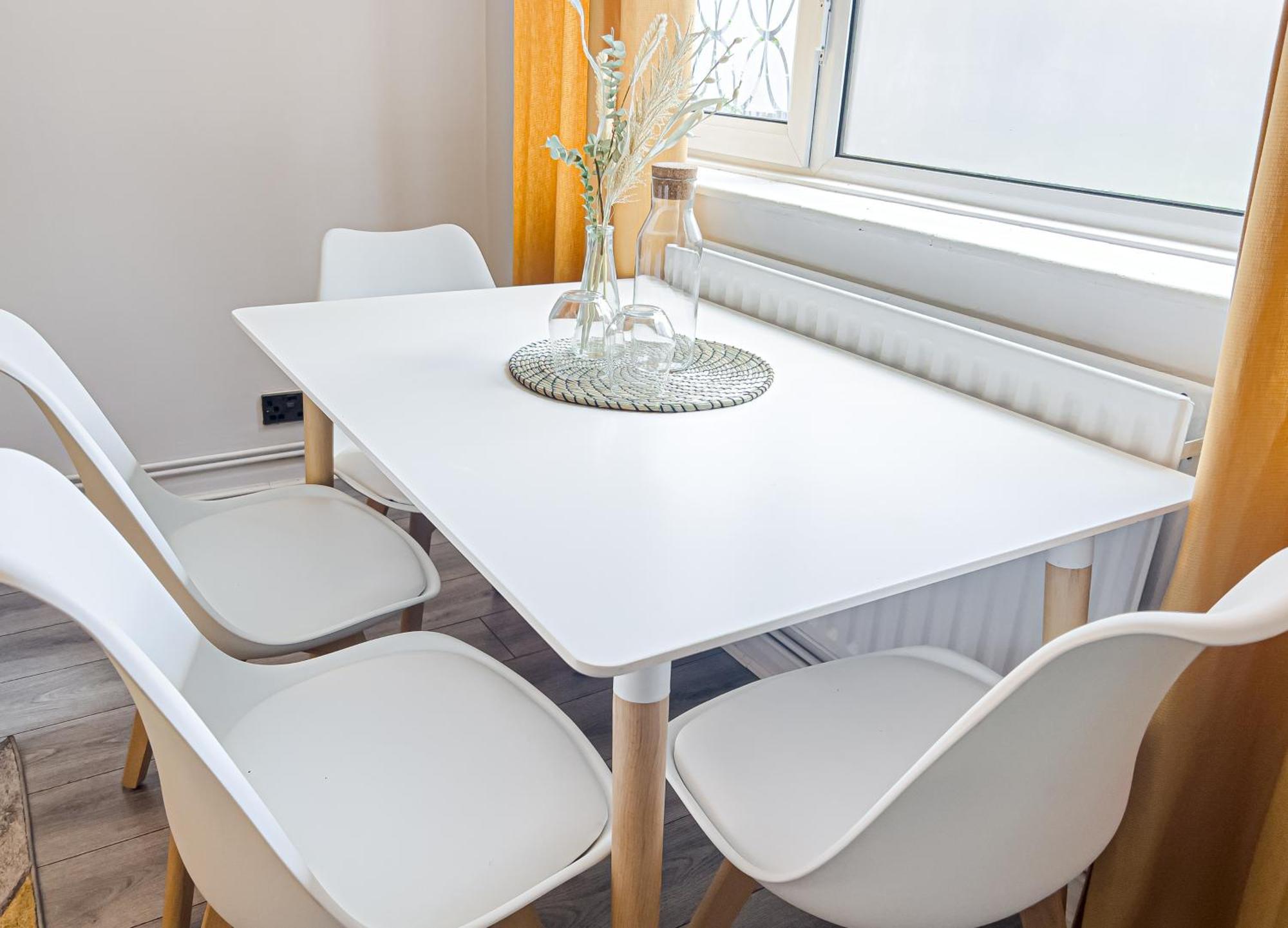 Lägenhet Stylish Bridge Hideaway *