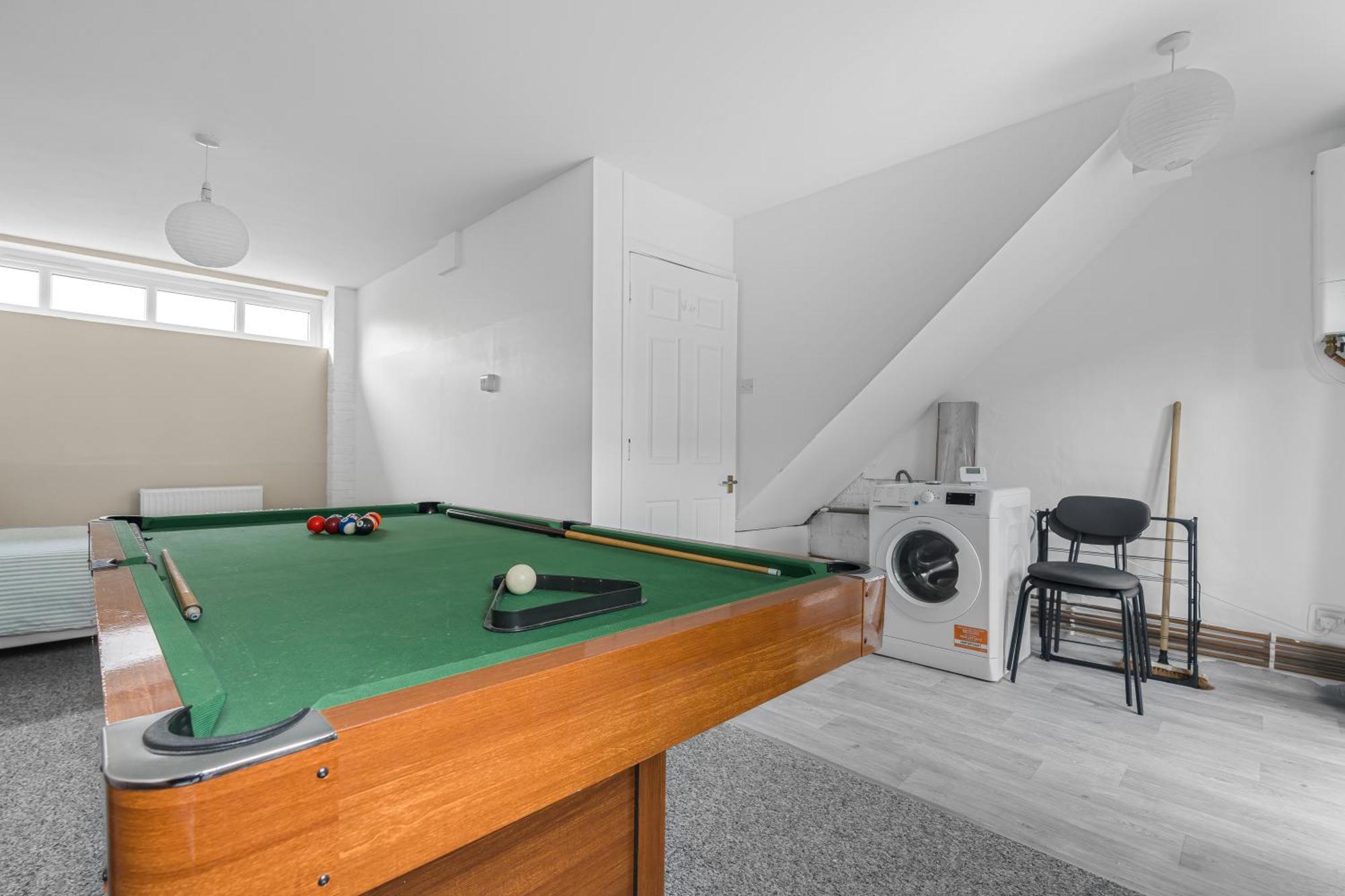 Serviced - For Families Or Corporate * Londen