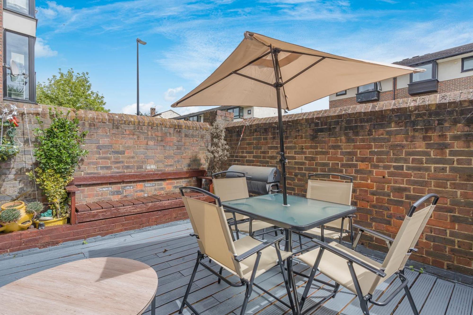 Serviced - For Families Or Corporate Appartement