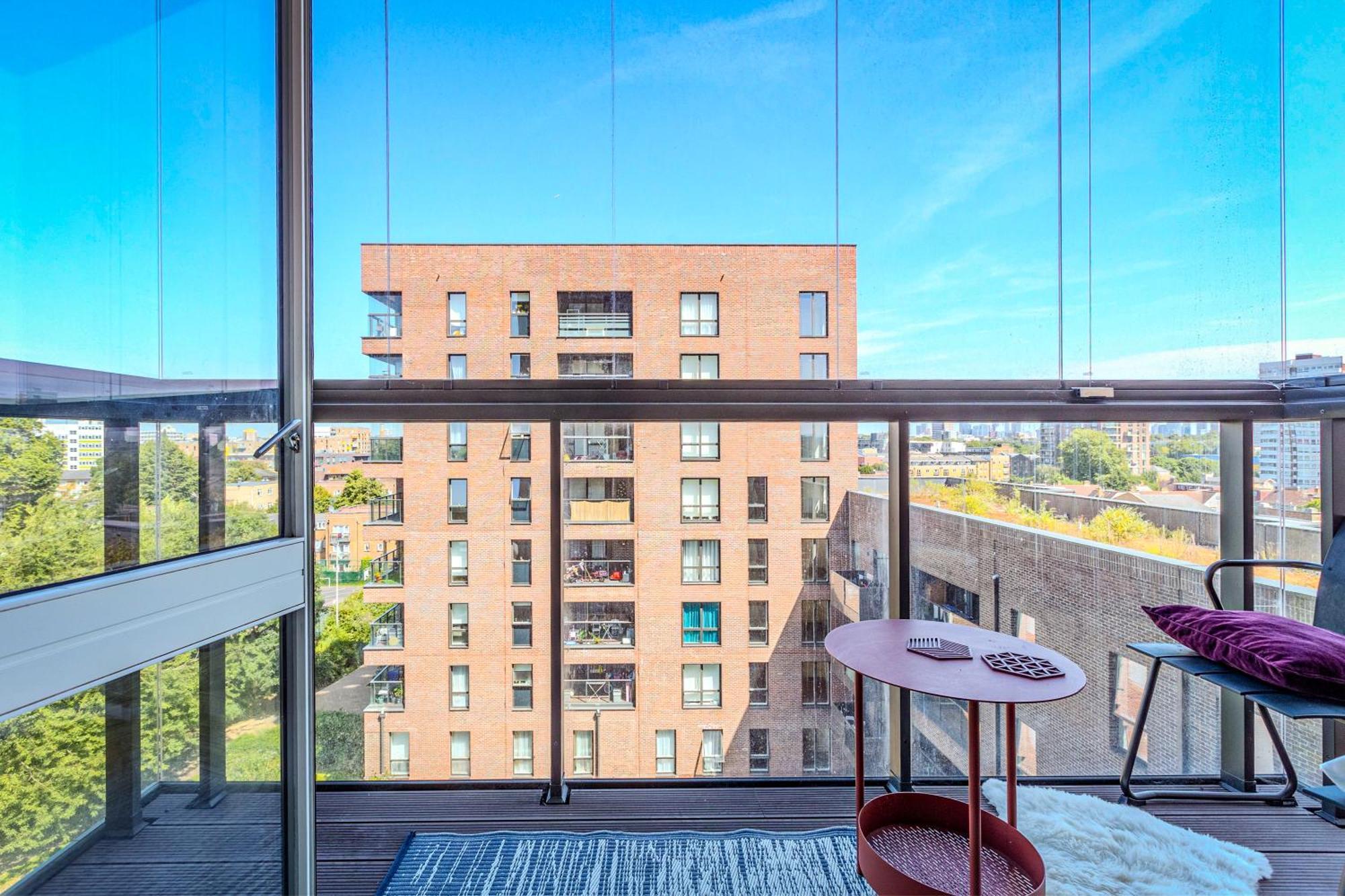 Elegant 1br Apartment, 5 Min Limehouse Dlr Station Appartamento *