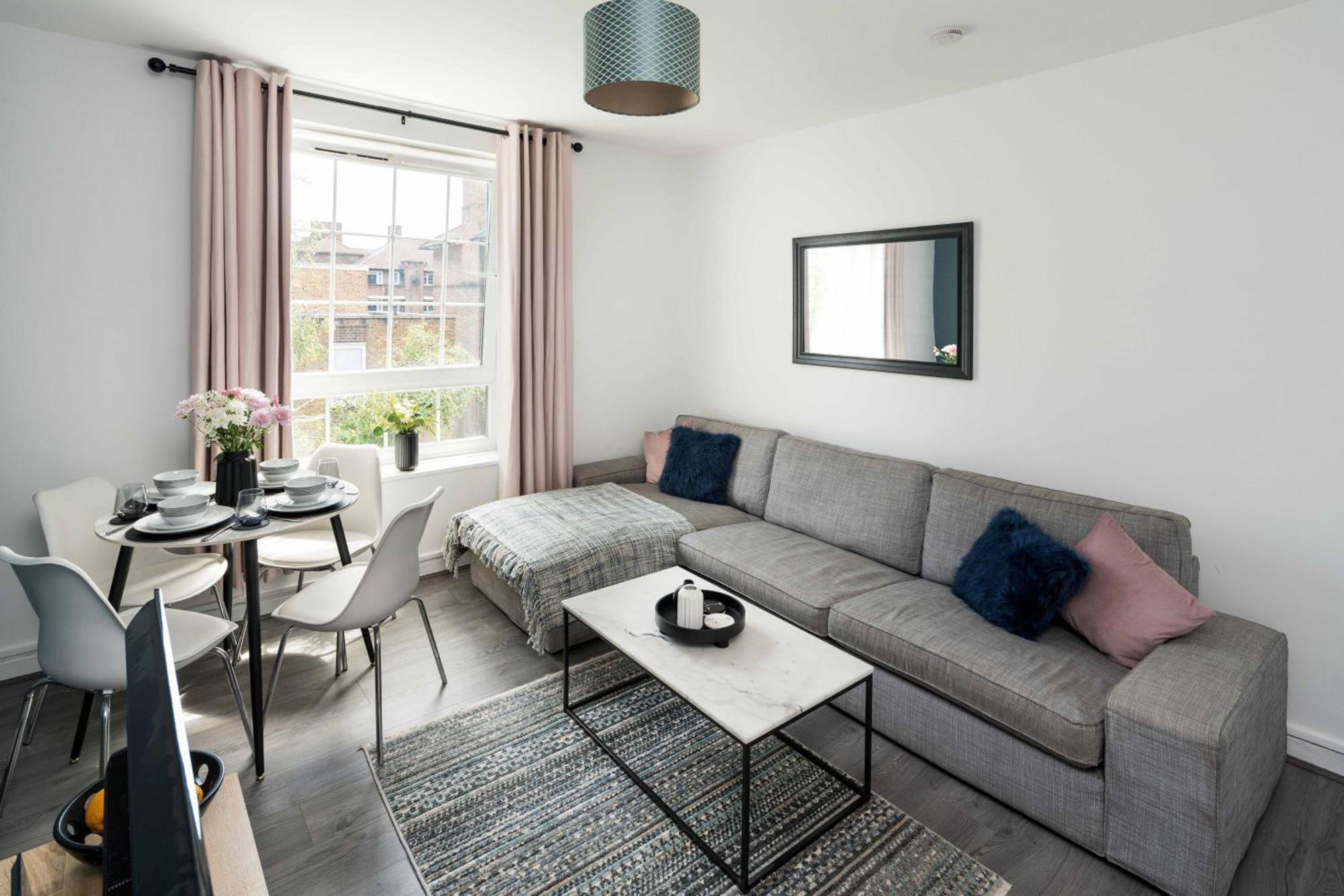 Sunny 2b-1b Flat Nr Borough Market, * Londra