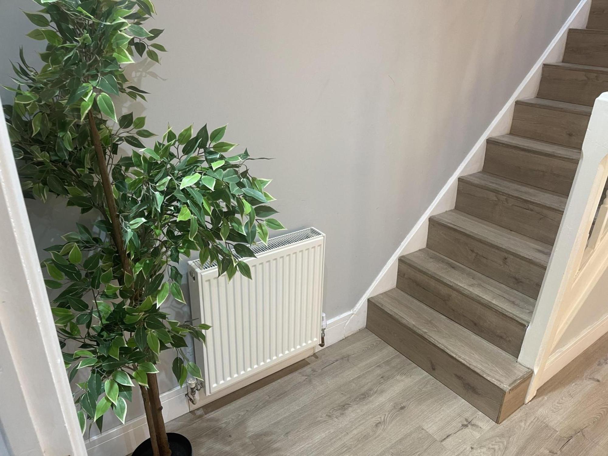 Cozy House With 3 Bedrooms * London