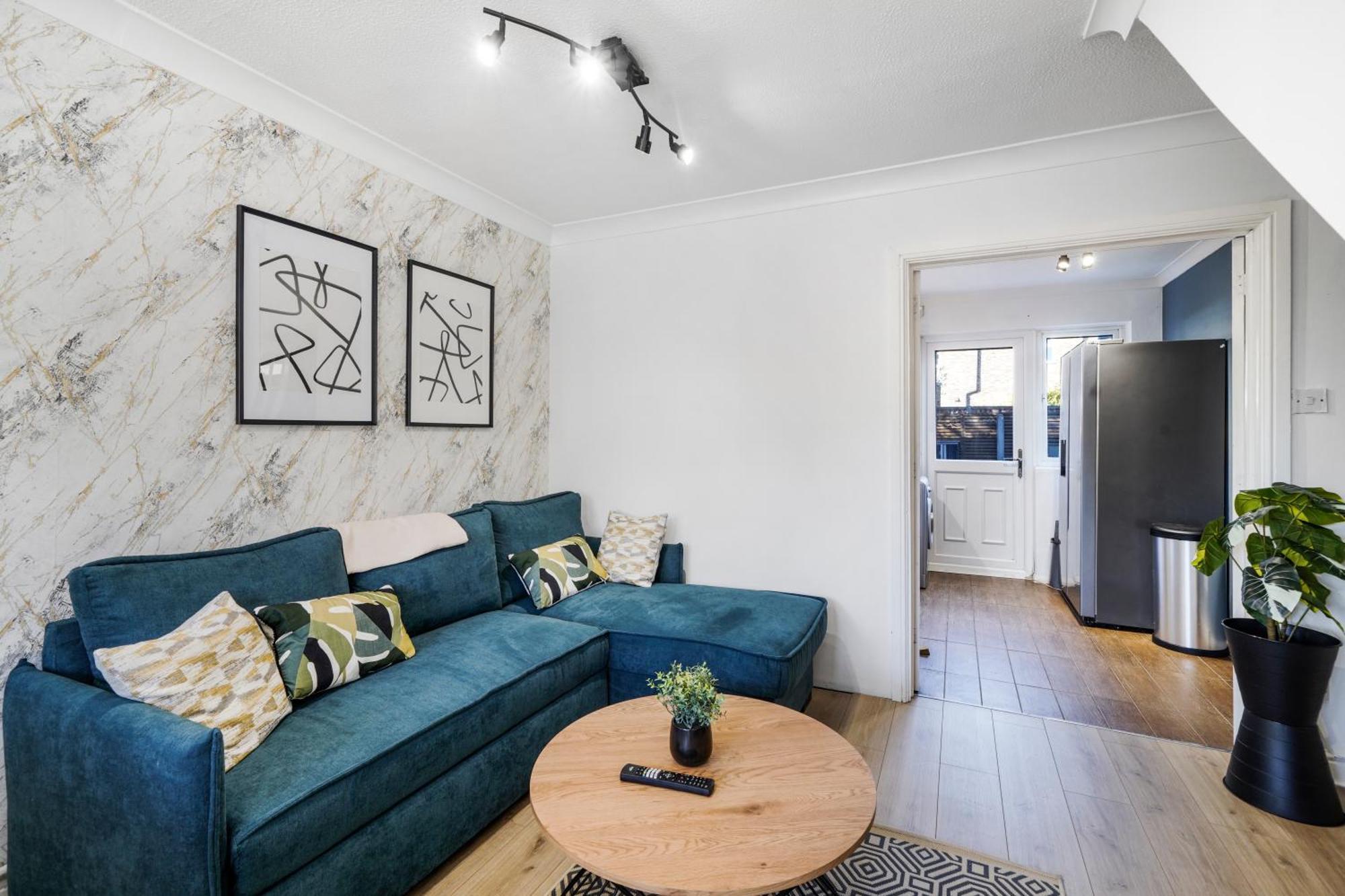 Casa vacanze 40 Percent Off! - Delightful Abode In - Garden