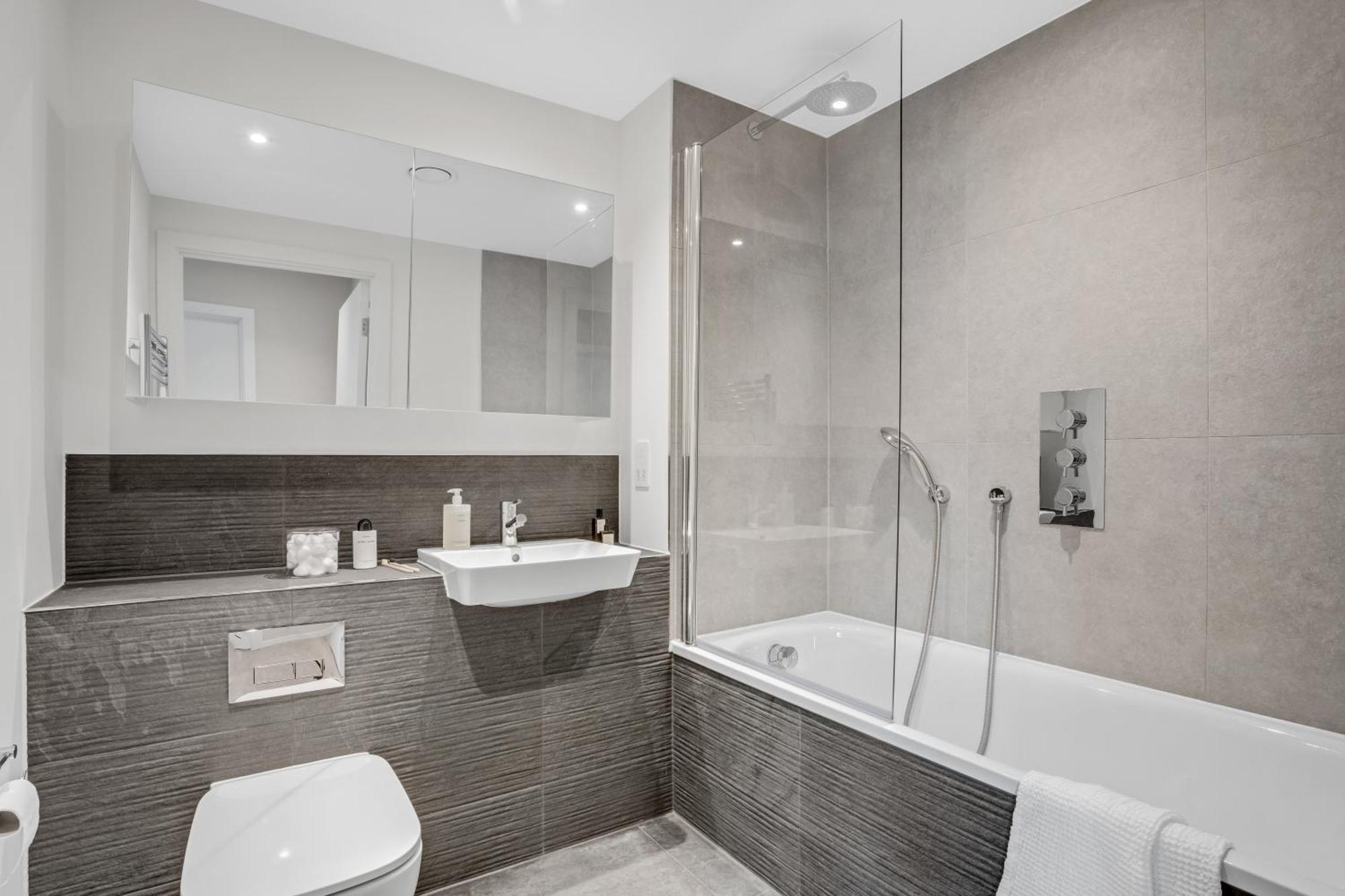 Riverstone Heights * London