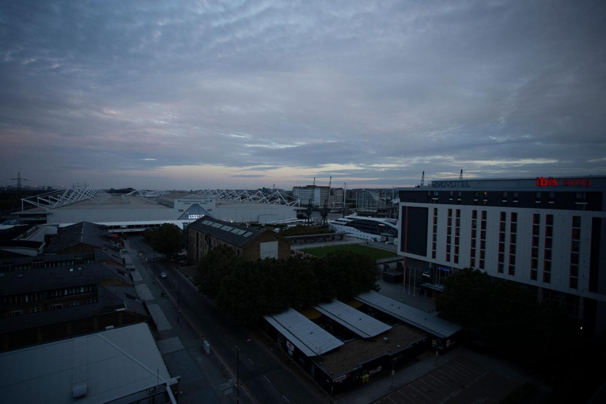 Appartement Modern Gem Near Excel & O2 Arena Balcony! Londres