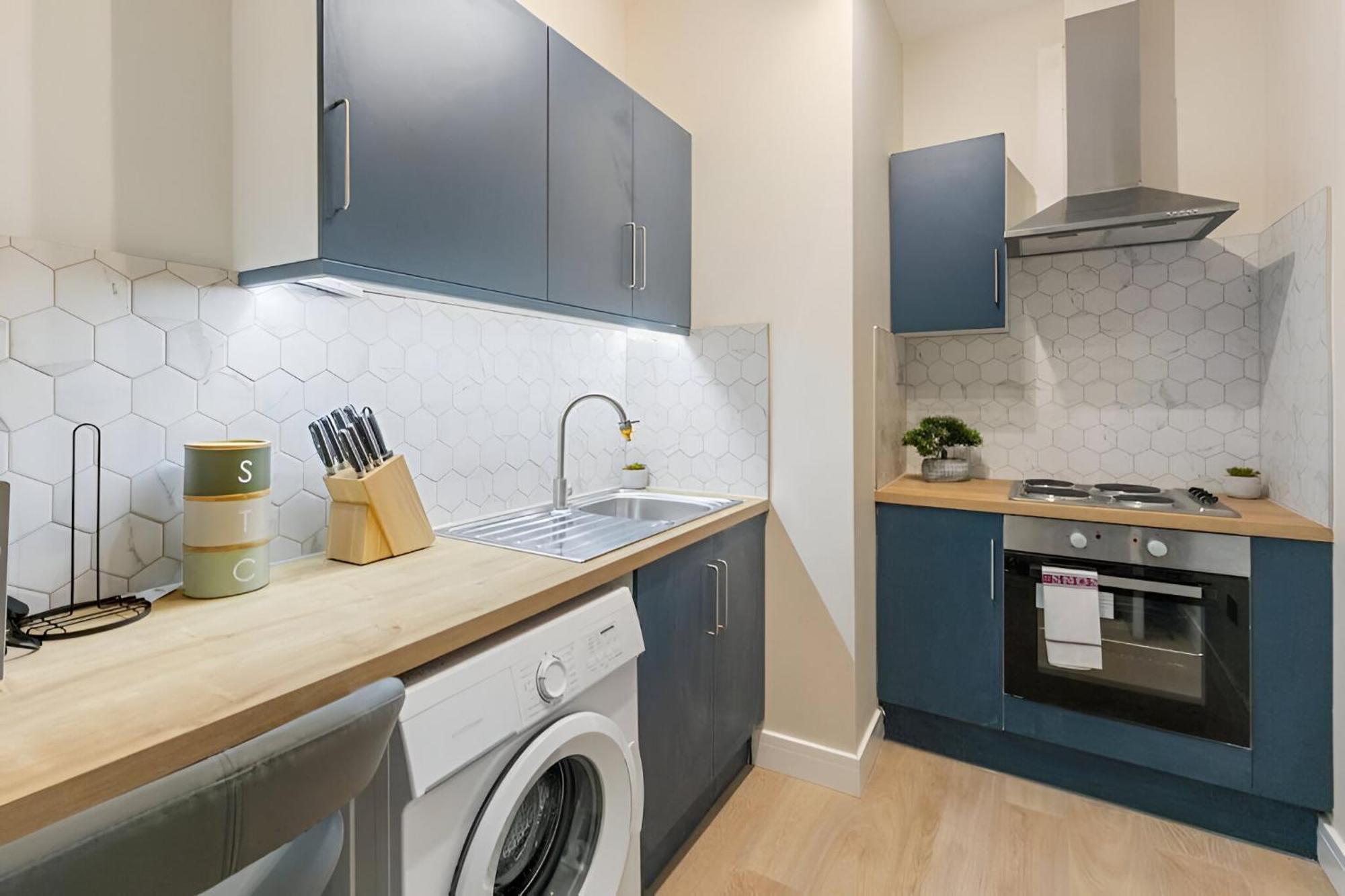 Apartment Urban Nest - Stylish Escape *