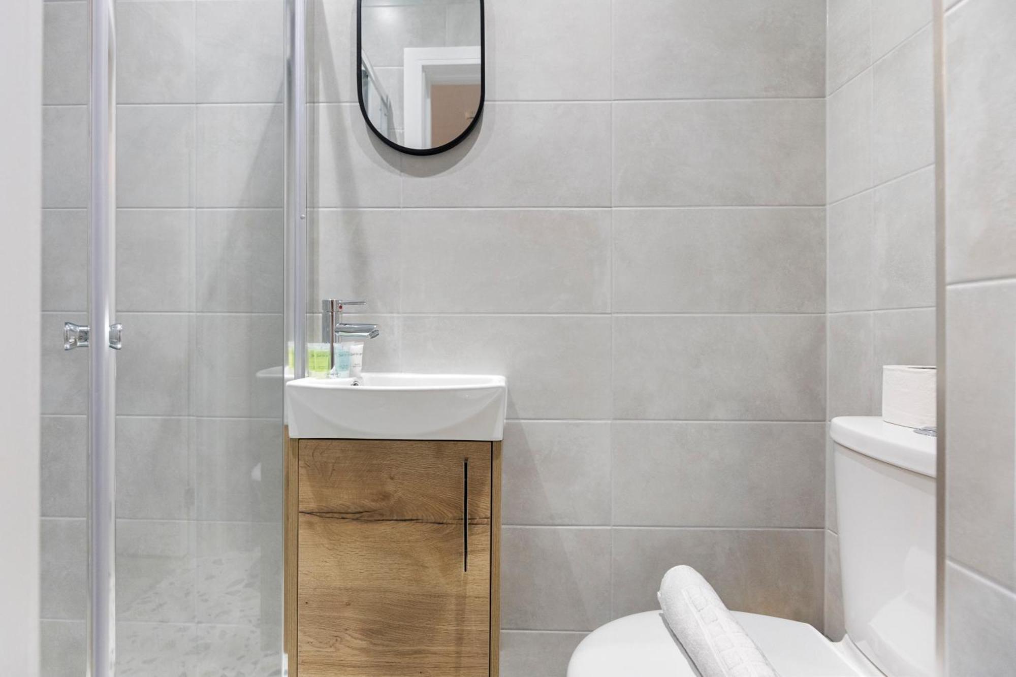 Urban Nest - Stylish Escape * London