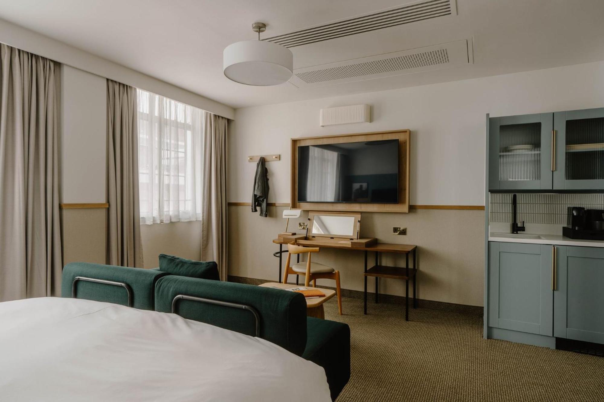 Hotell Club Quarters City, 4*