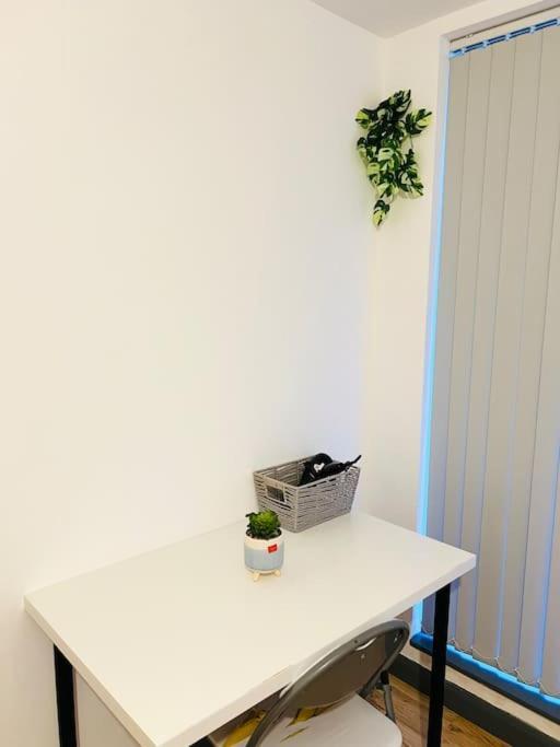 Apartment Luxurious Flat In