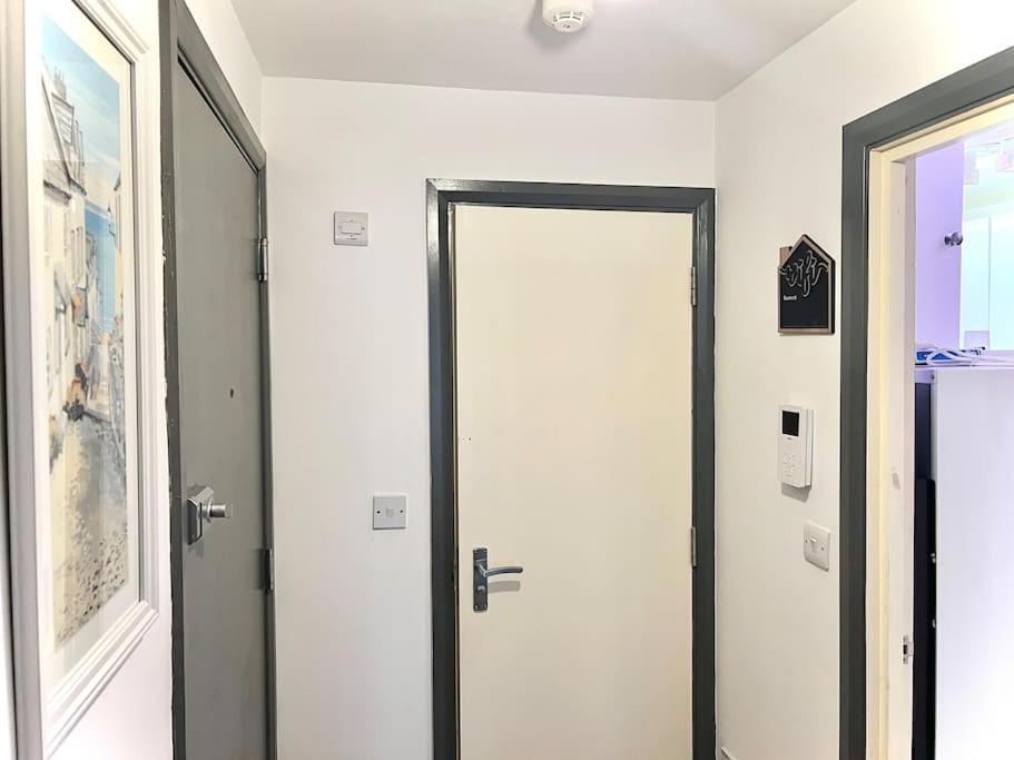 Luxurious Flat In * London