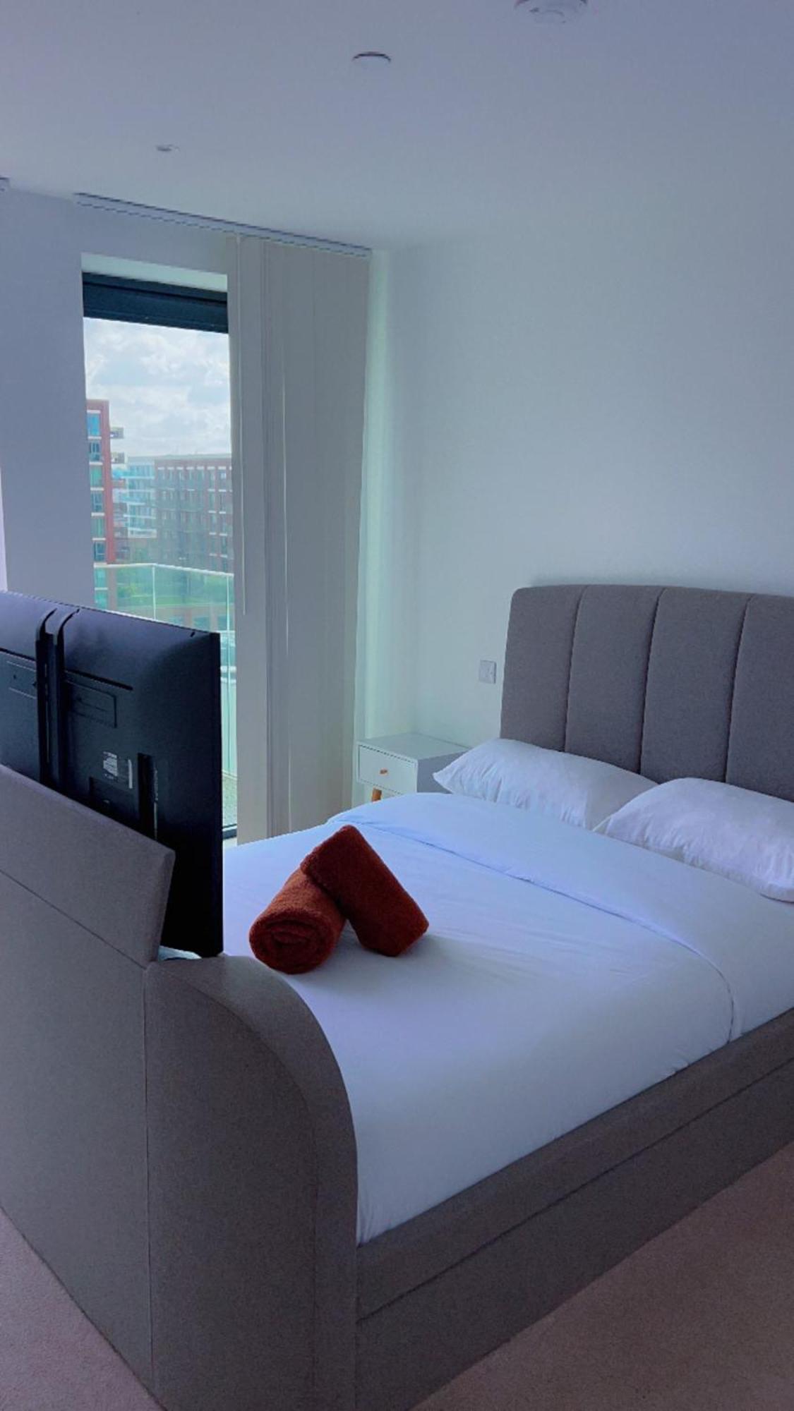 Ds - Entire 1 Bedroom Apartment London