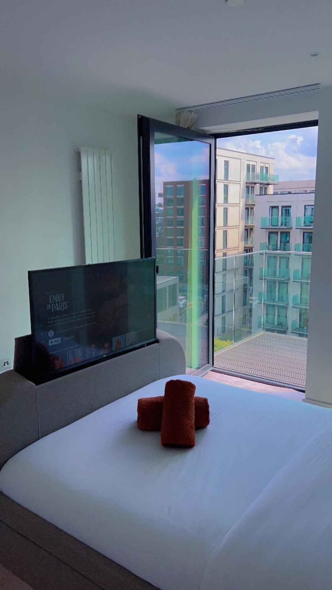 Ds - Entire 1 Bedroom Apartment